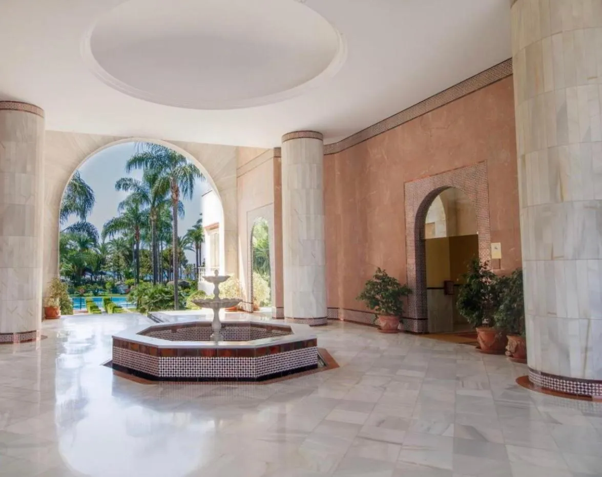 Apartment with Sea View in Puerto Banús Beach Apartments