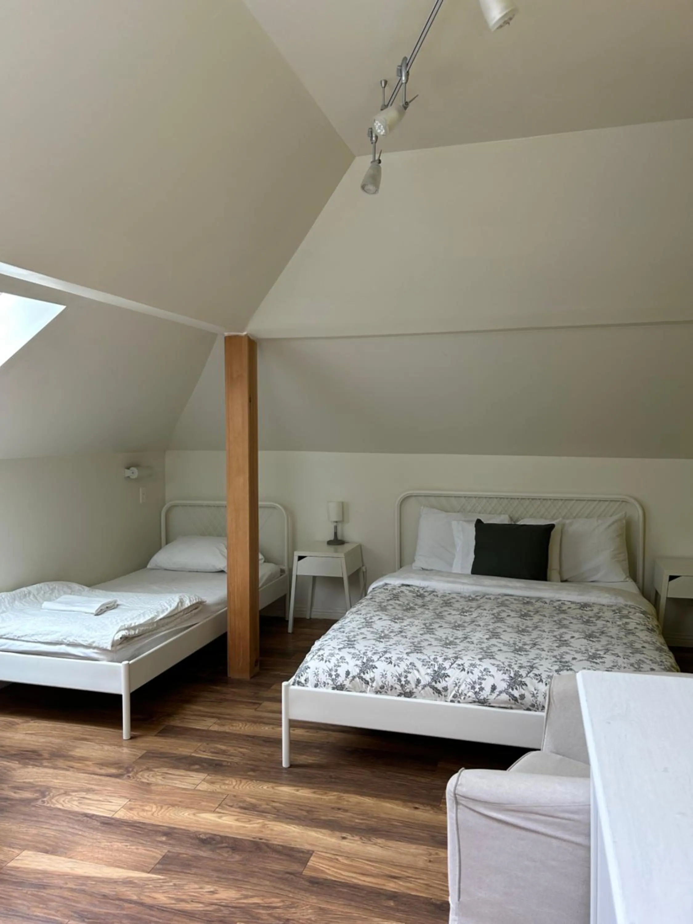 Standard Double Room with Shared Bathroom in Auberge Internationale de Rivière-du-Loup O76381