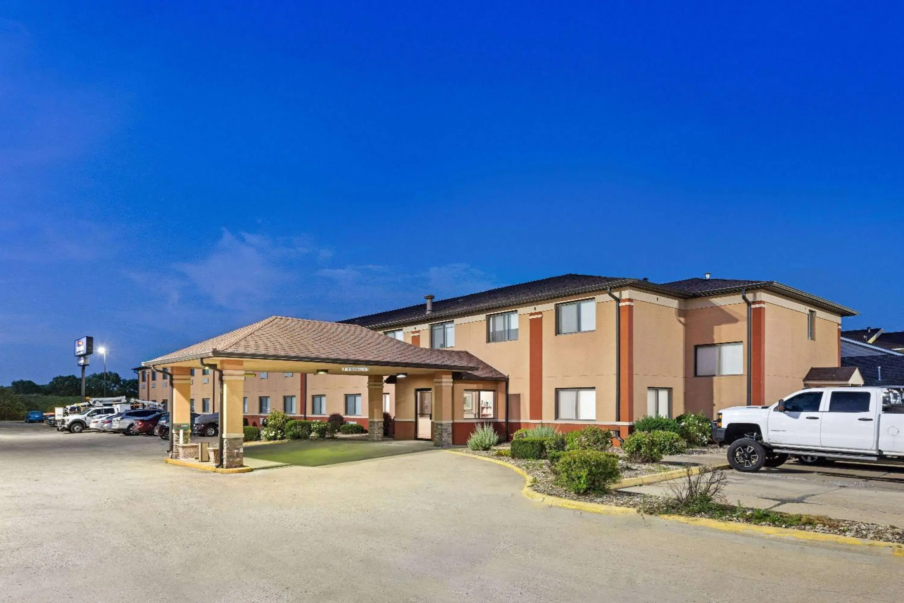 Baymont by Wyndham Waterloo Baymont by Wyndham Waterloo