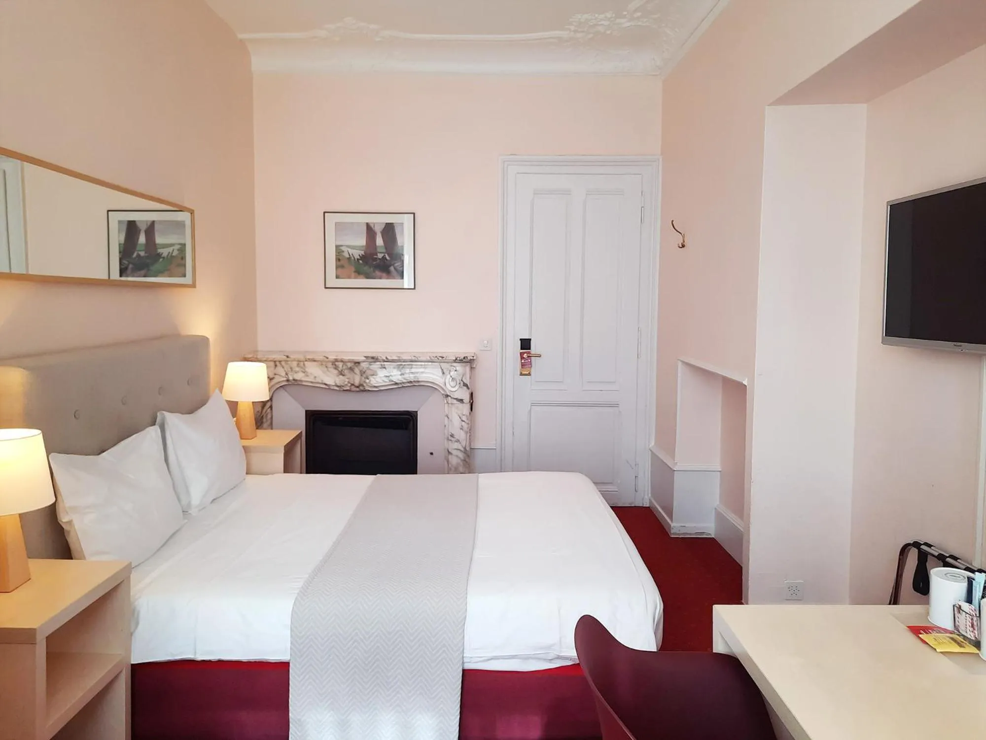 Bedroom, Bed in Villa Toscane