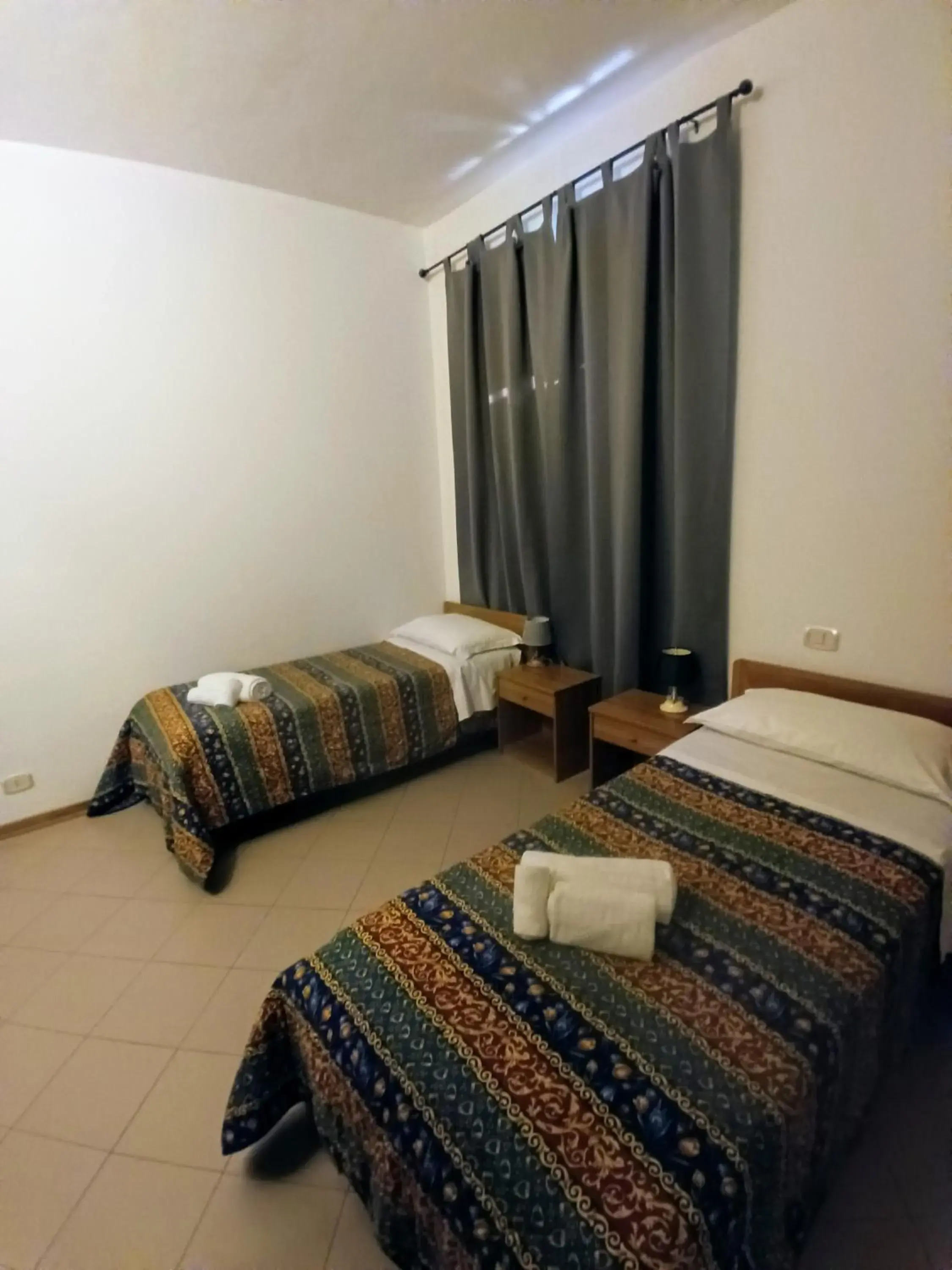 Standard Twin Room - single occupancy in Residenza Pitigliano Gens Petilia - Nuova gestione Standard Twin Room - single occupancy in Residenza Pitigliano Gens Petilia - Nuova gestione