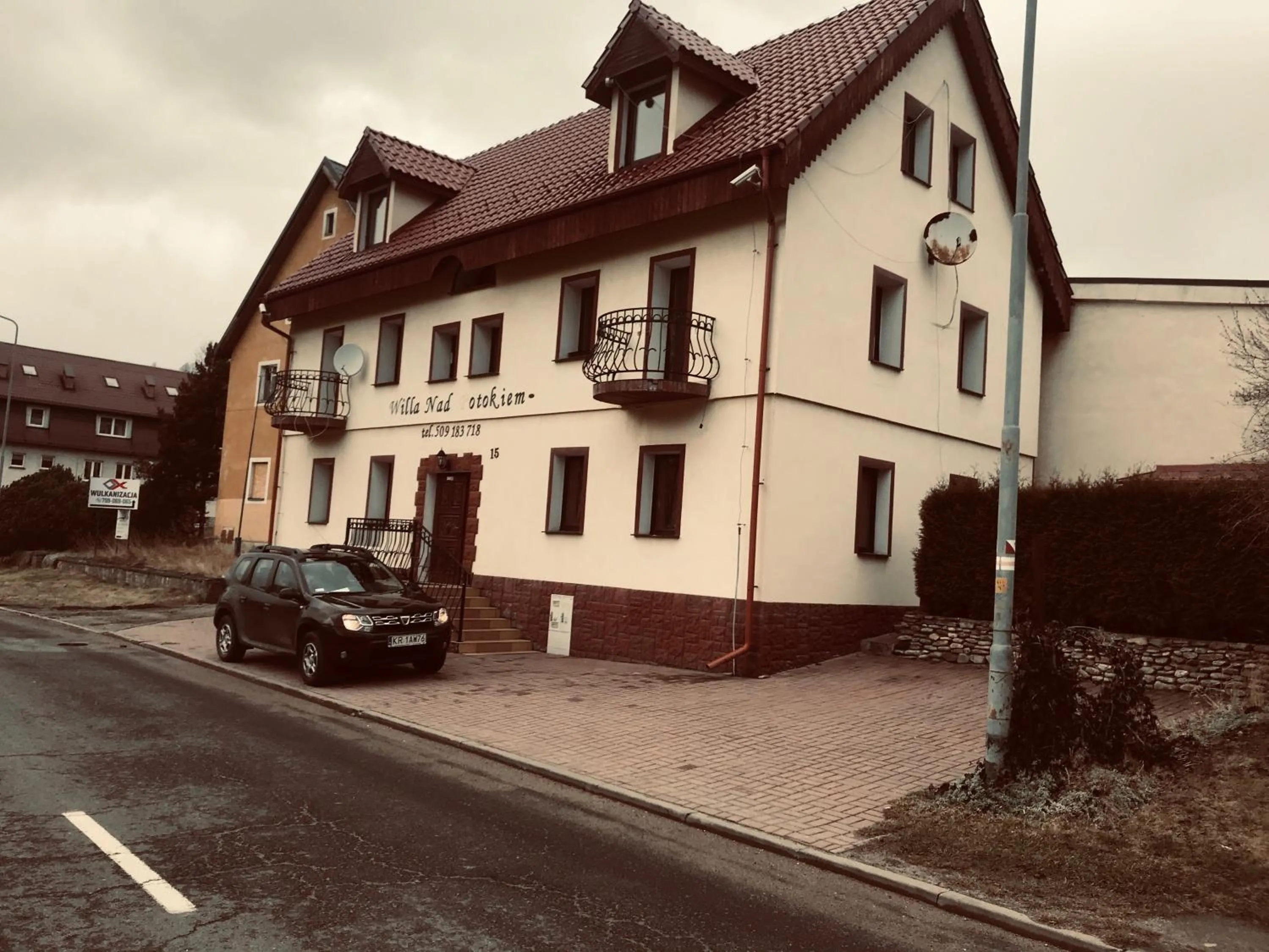 Property building in Willa Nad Potokiem