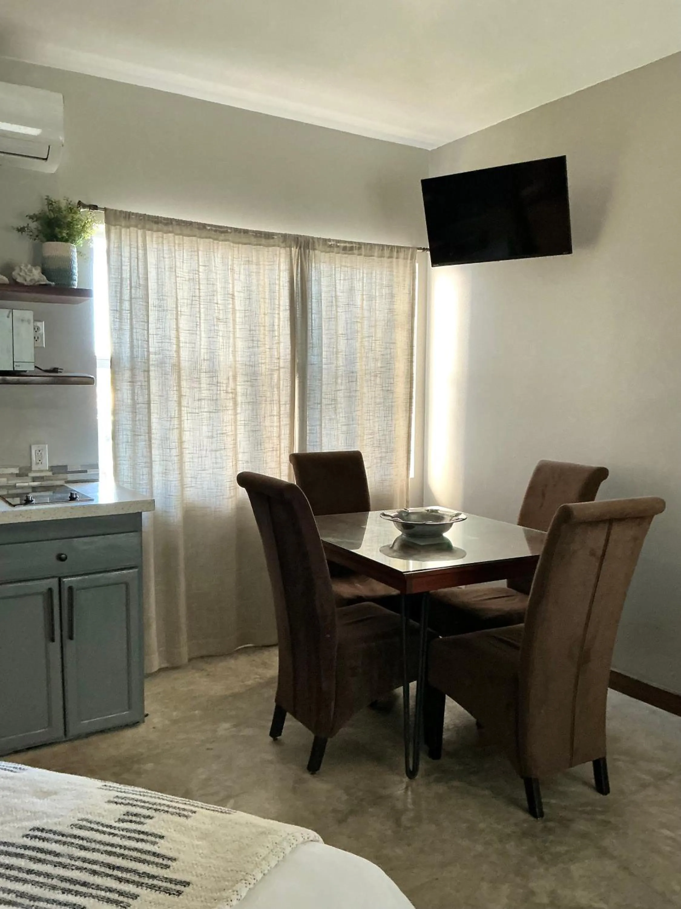 kitchen in Mata Rocks Resort