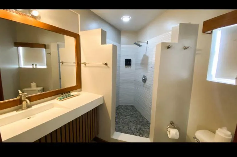 Bathroom in Mata Rocks Resort
