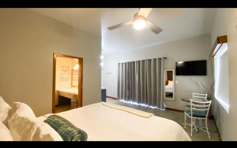 Photo of the whole room, Bed in Mata Rocks Resort