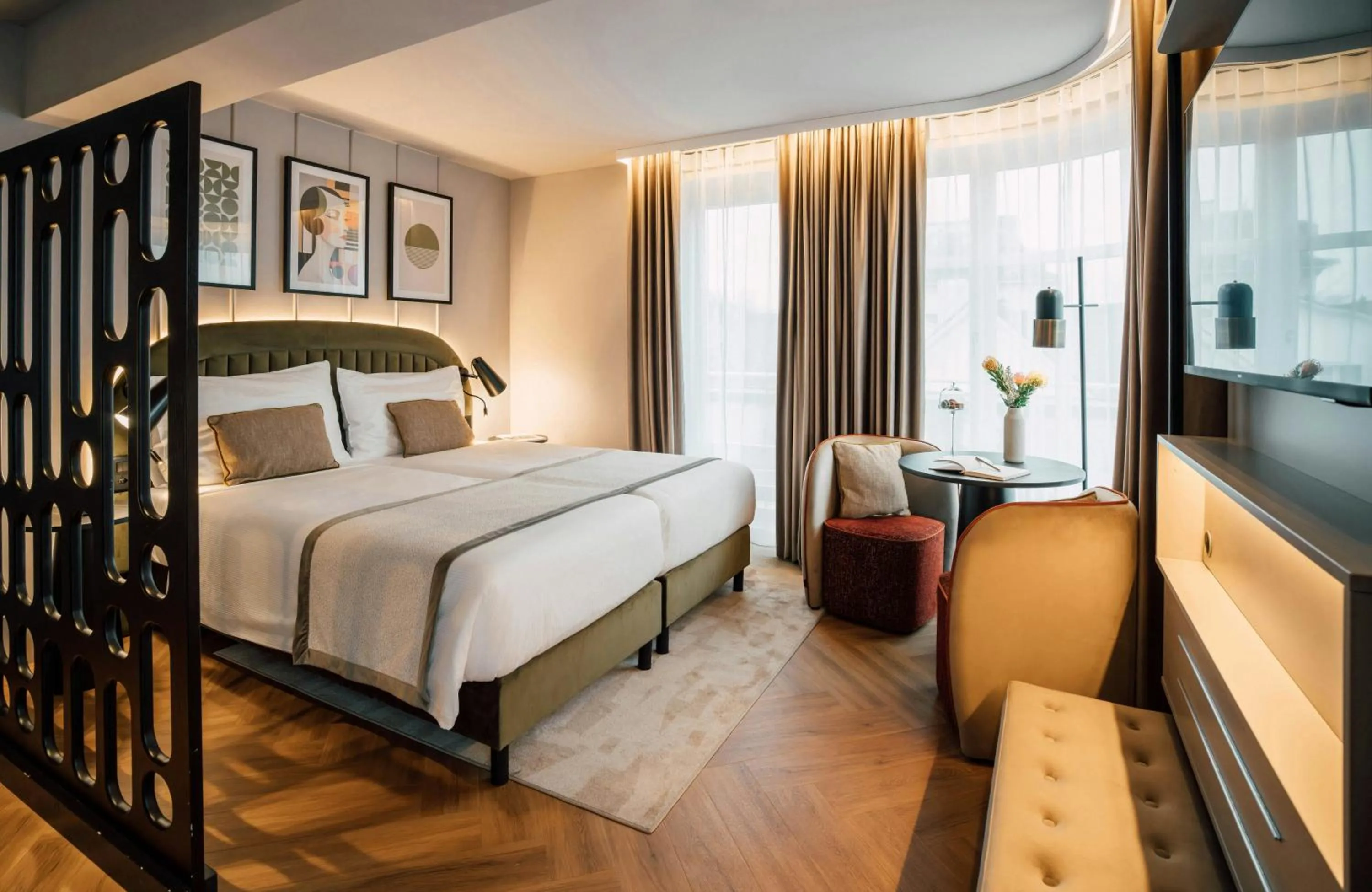 Photo of the whole room, Bed in Leonardo Boutique Hotel Rigihof Zurich