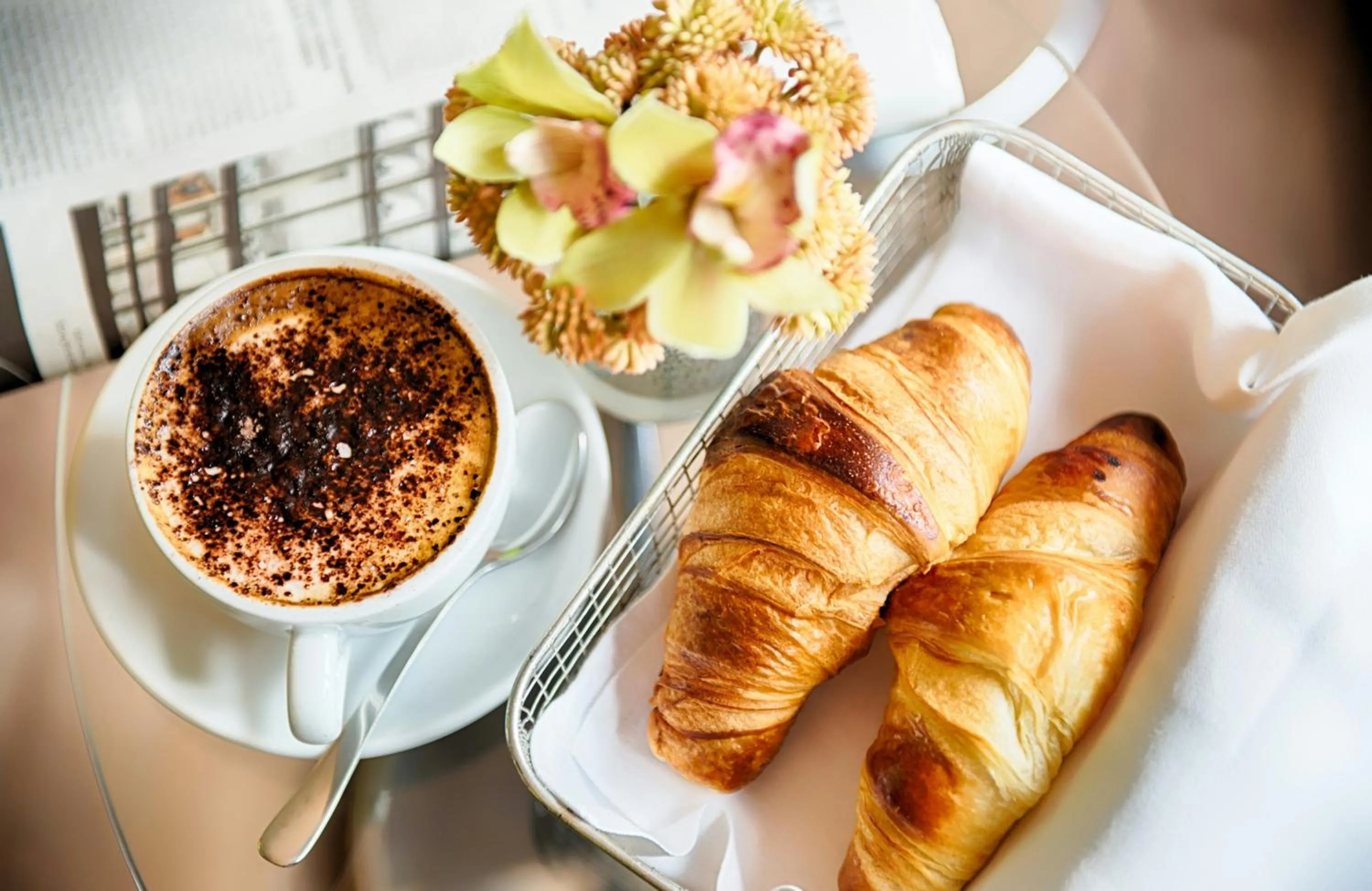 Restaurant/places to eat in Leonardo Boutique Hotel Rigihof Zurich