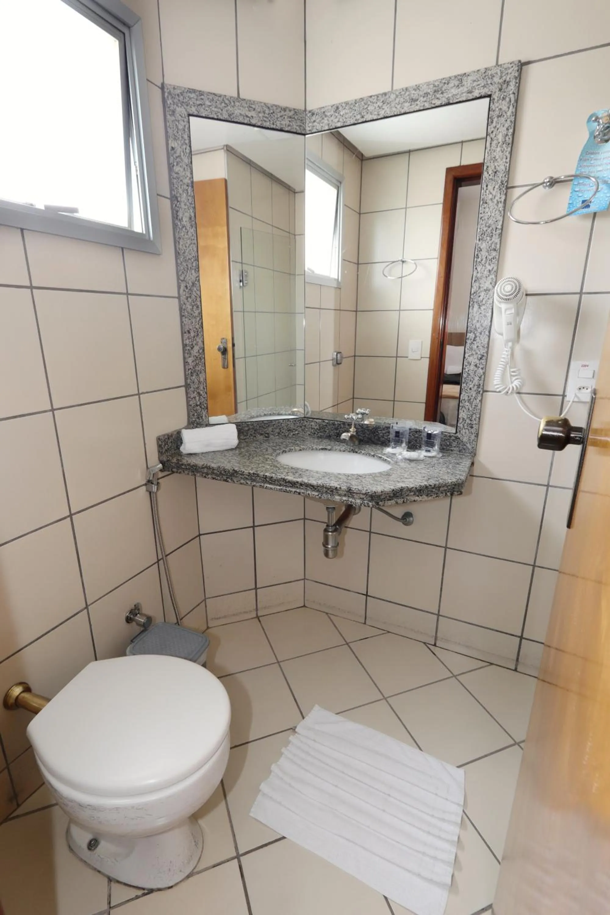 Bathroom in Montblanc Hotel