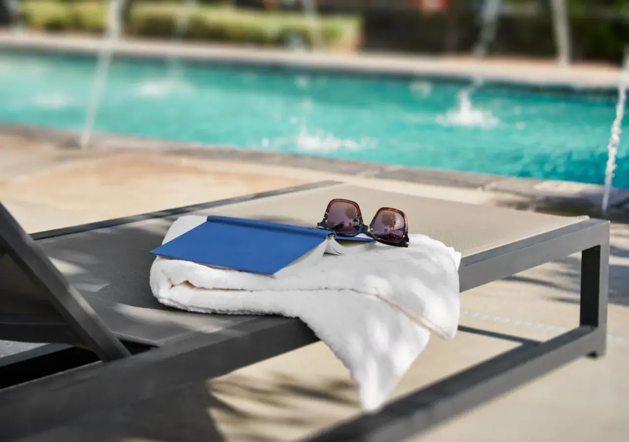 Swimming pool in The Darling Swimming pool in The Darling