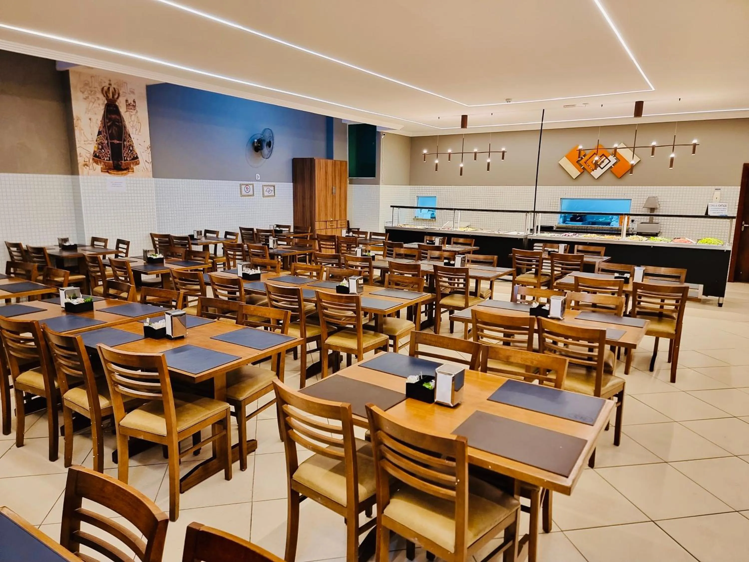Restaurant/places to eat in MAPP Hotel Aparecida-SP
