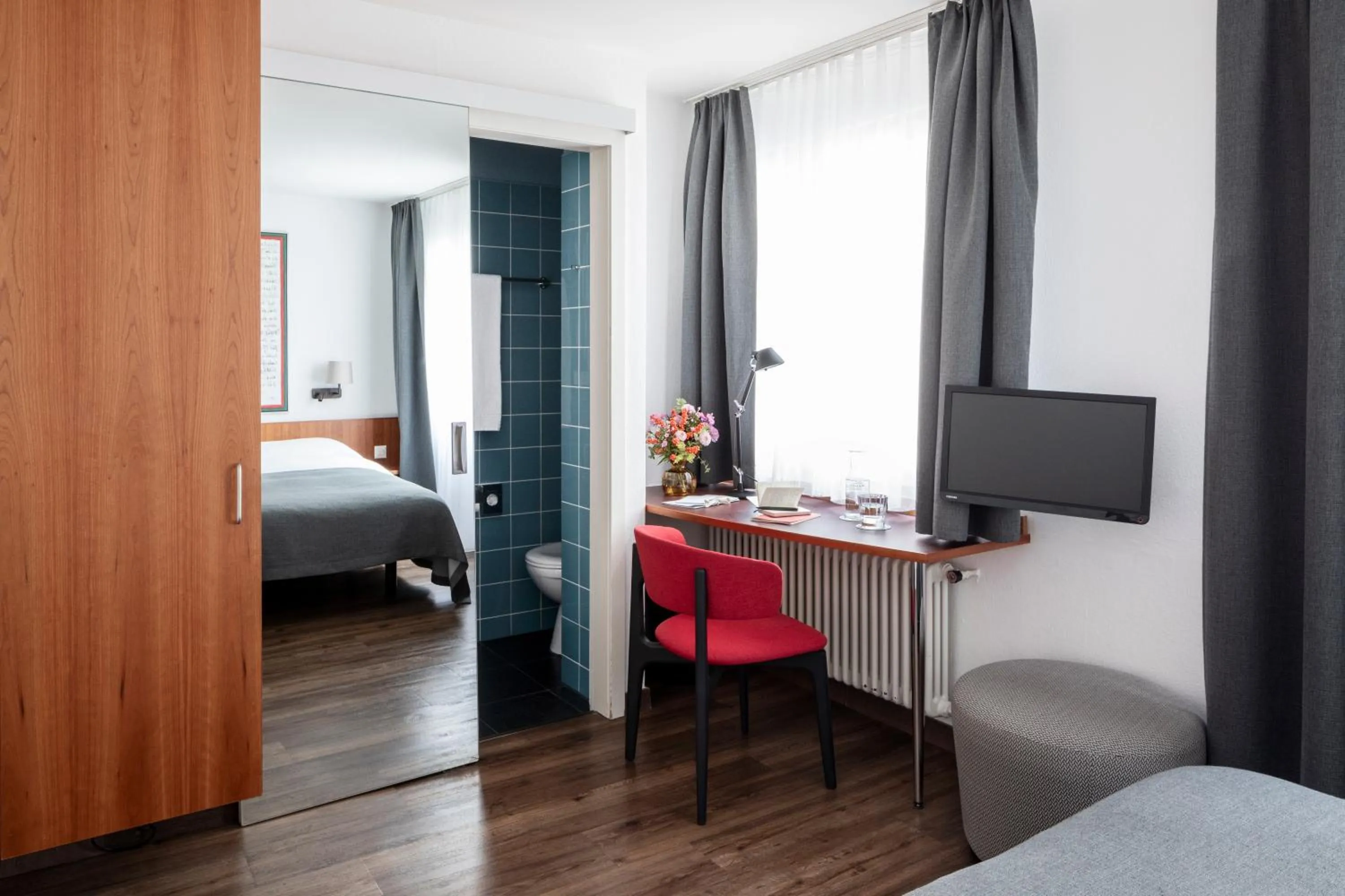 Photo of the whole room, Bed in Altstadt Hotel