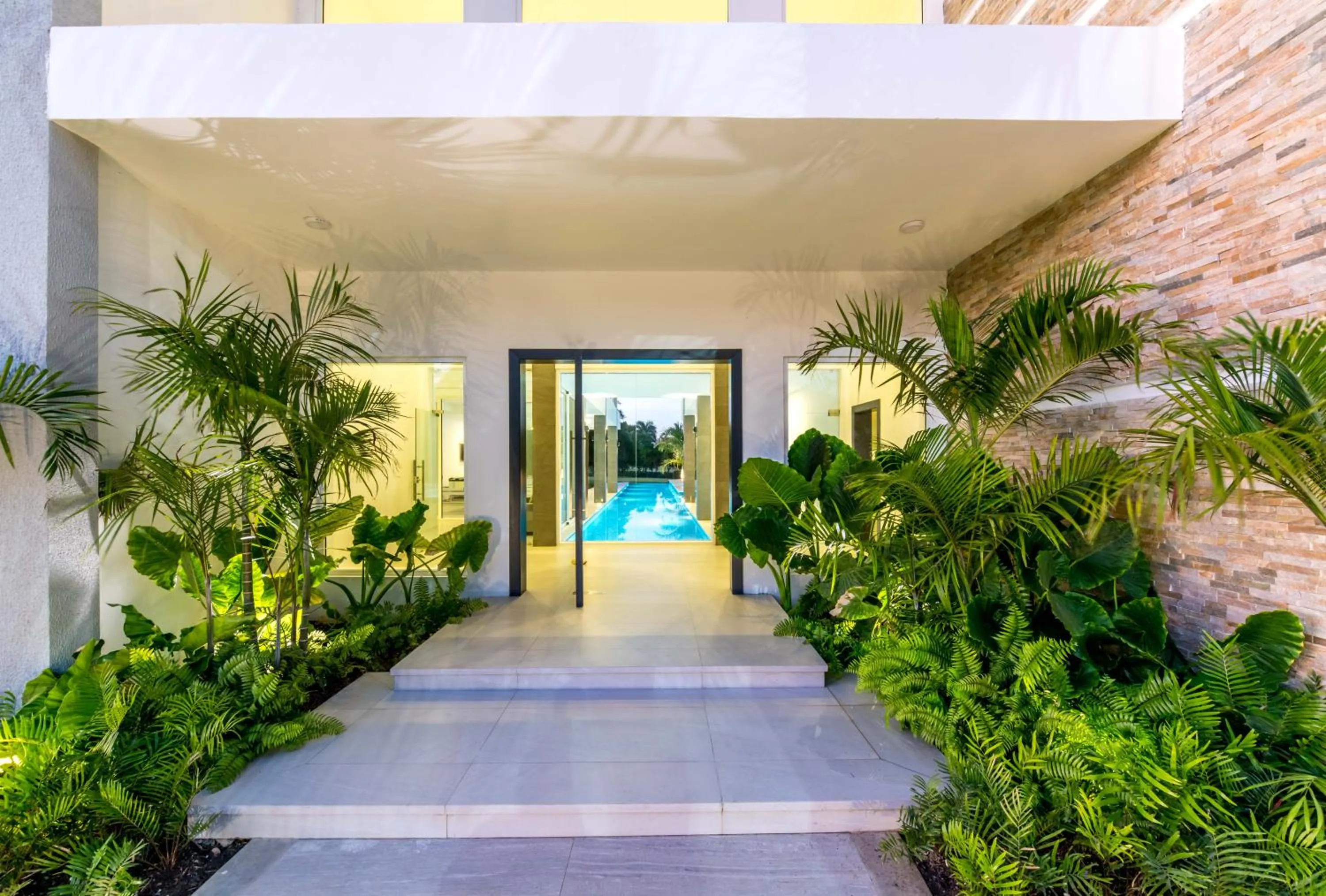 Garden in Modern Brand New Villa with Pool, Jacuzzi, Chef at Cocotal Golf & Country Club