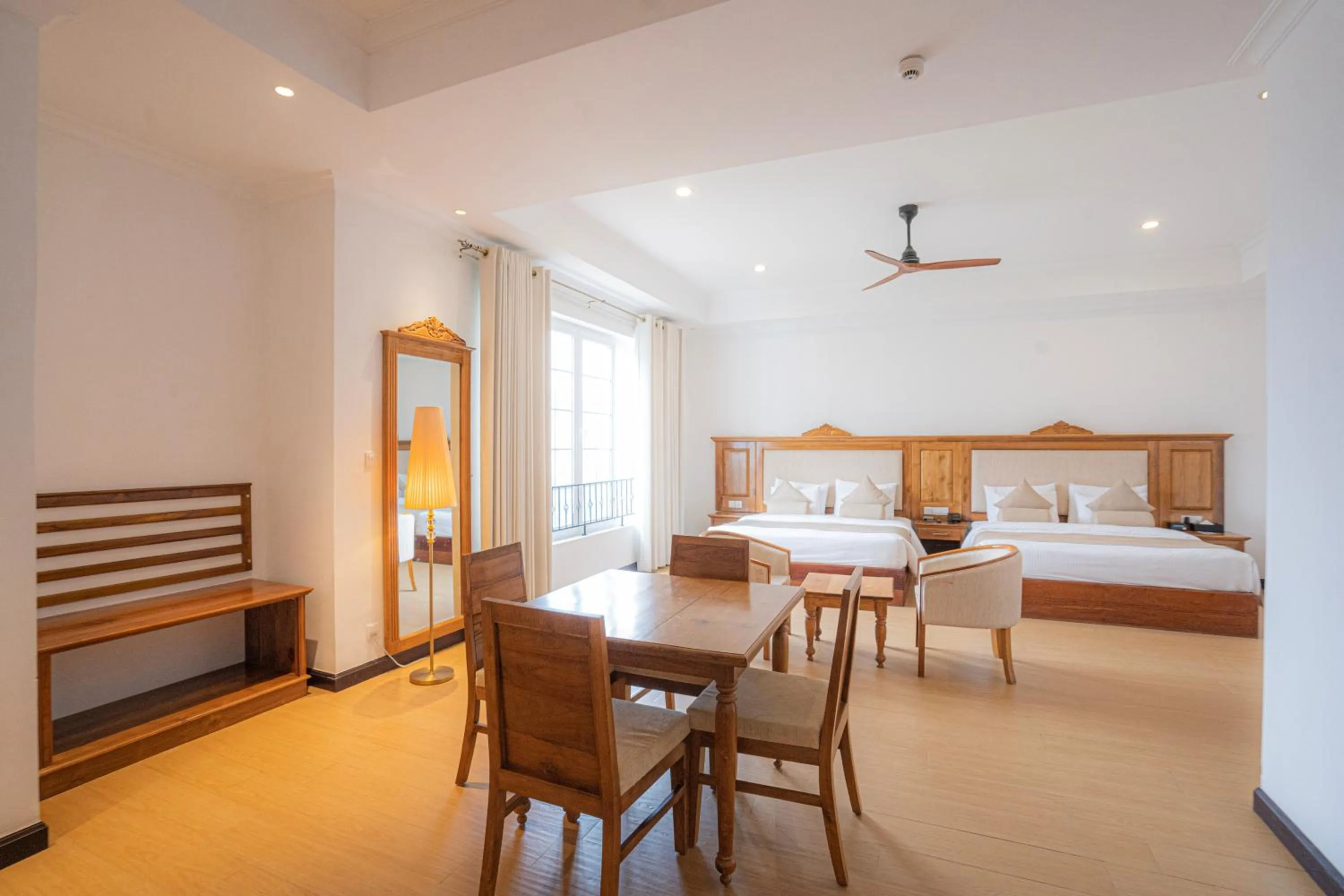 Property building, Bed in Araliya Red - Budget friendly Hotel- Where you find stunning 360 panoramic view of Nuwara Eliya