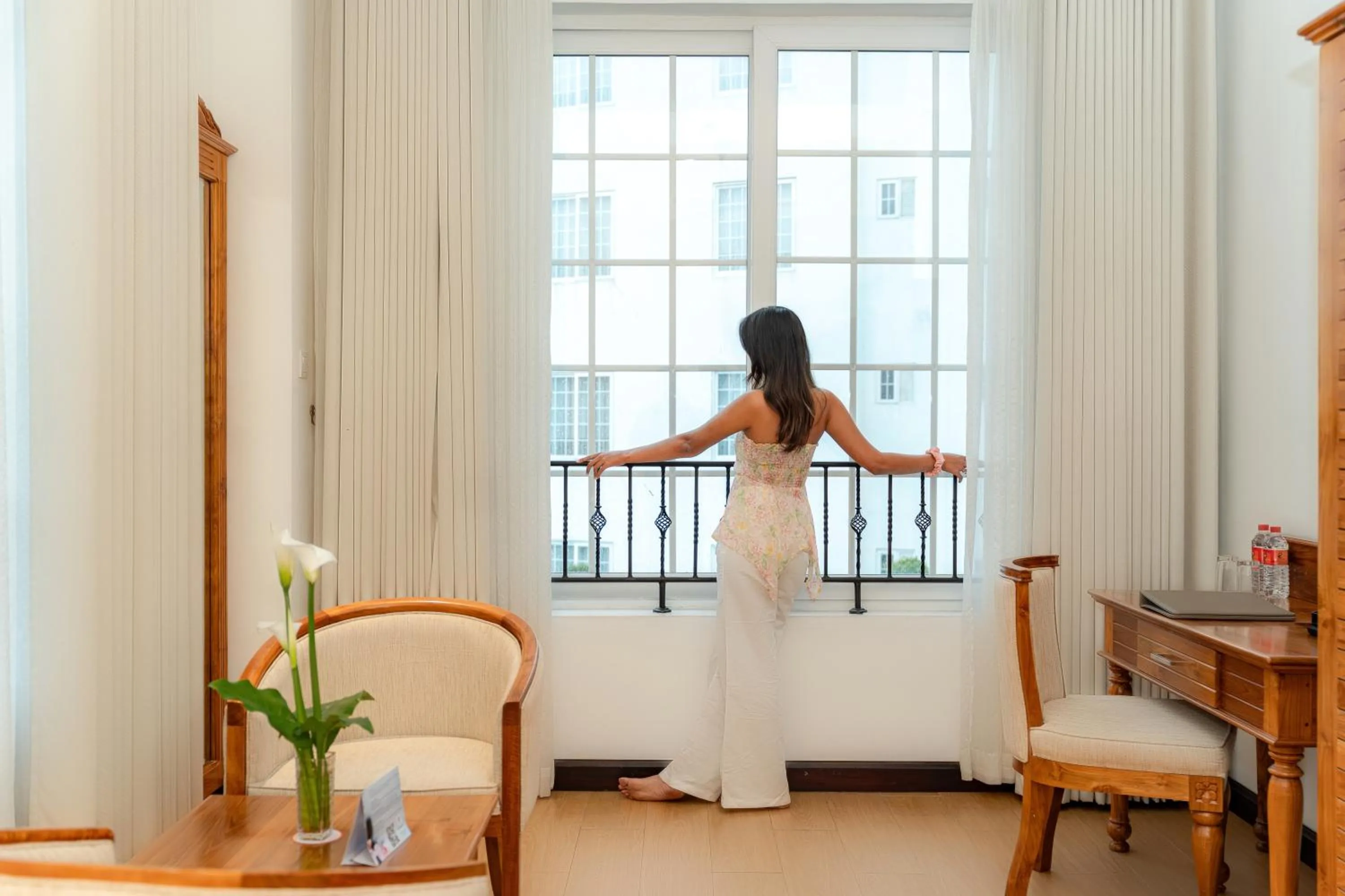 Bed in Araliya Red - Budget friendly Hotel- Where you find stunning 360 panoramic view of Nuwara Eliya