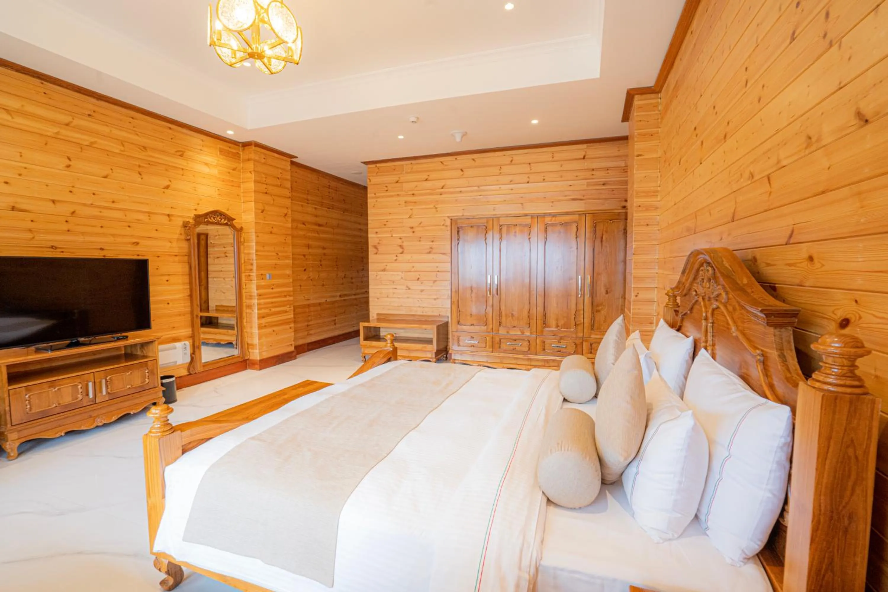 Property building, Bed in Araliya Red - Budget friendly Hotel- Where you find stunning 360 panoramic view of Nuwara Eliya