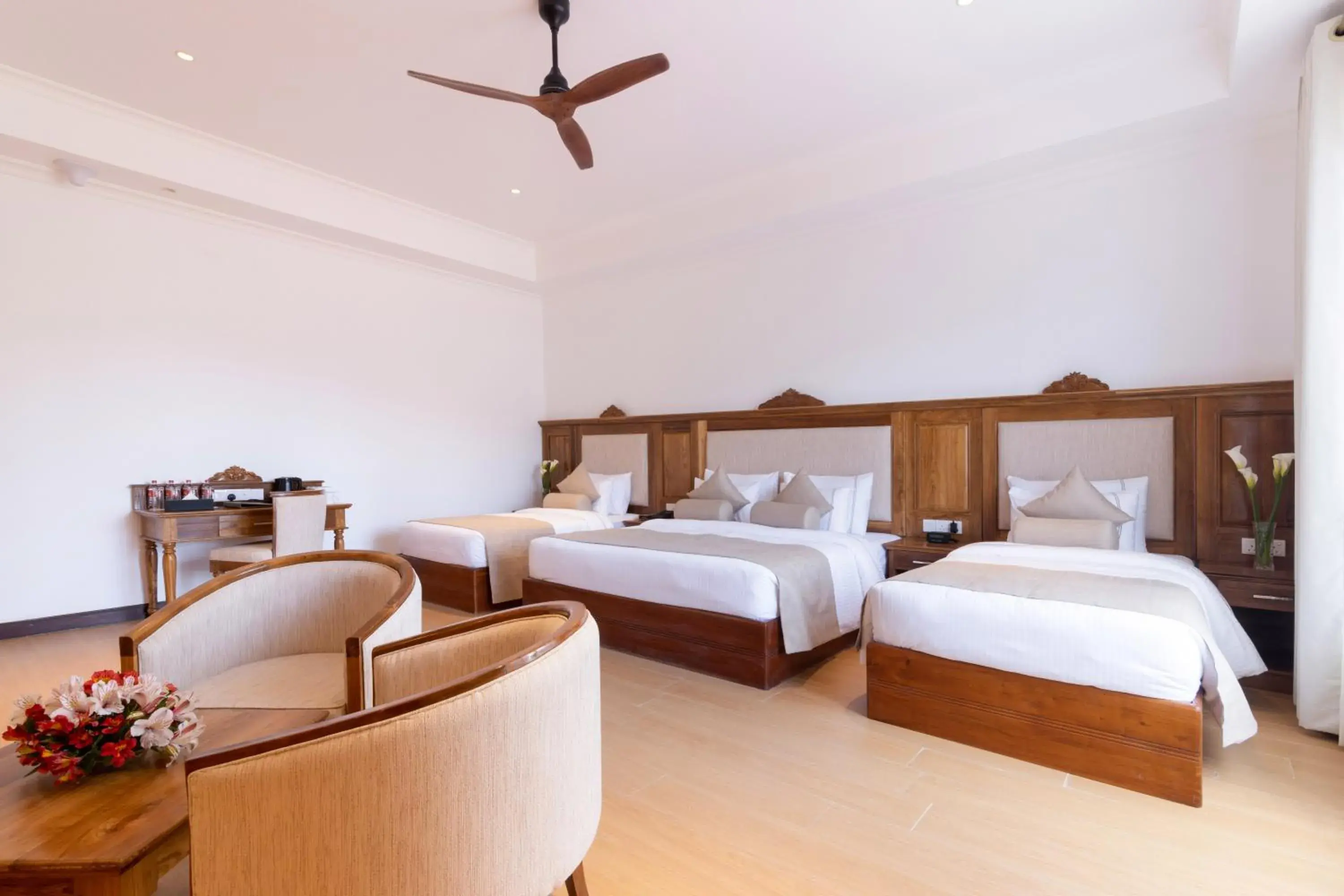 Quadruple Room in Araliya Red - Budget friendly Hotel- Where you find stunning 360 panoramic view of Nuwara Eliya Quadruple Room in Araliya Red - Budget friendly Hotel- Where you find stunning 360 panoramic view of Nuwara Eliya