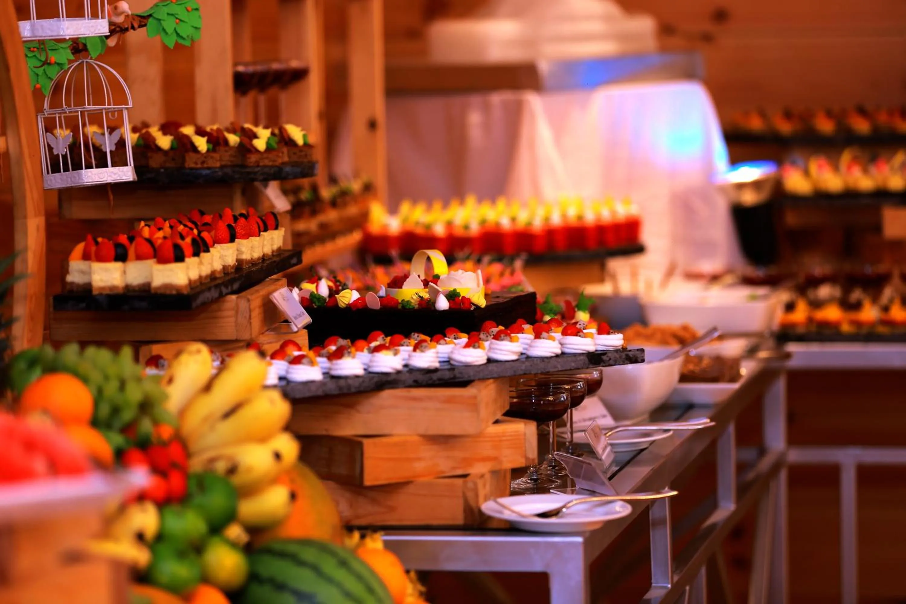 Food in Araliya Red - Budget friendly Hotel- Where you find stunning 360 panoramic view of Nuwara Eliya