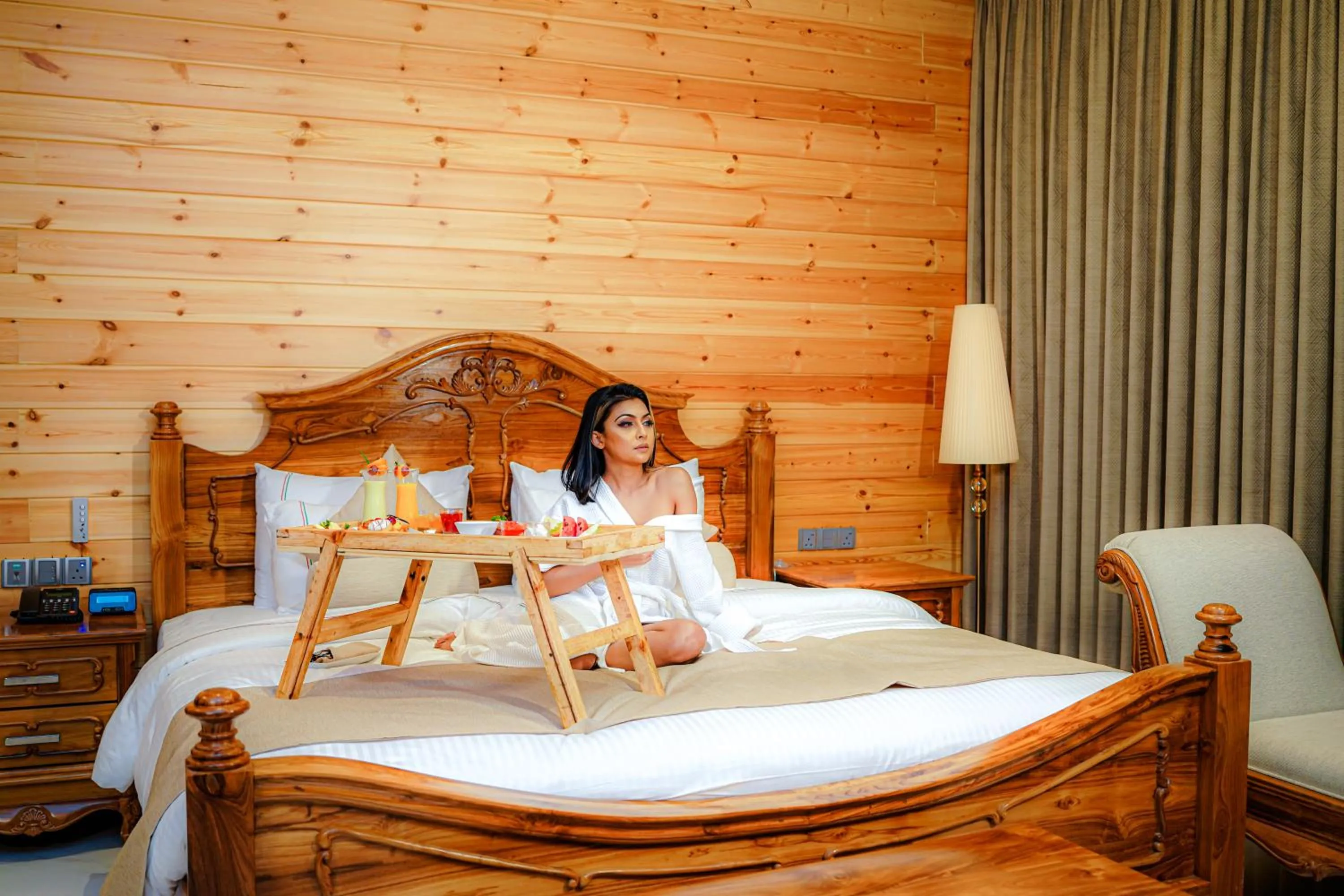 Bed in Araliya Red - Budget friendly Hotel- Where you find stunning 360 panoramic view of Nuwara Eliya