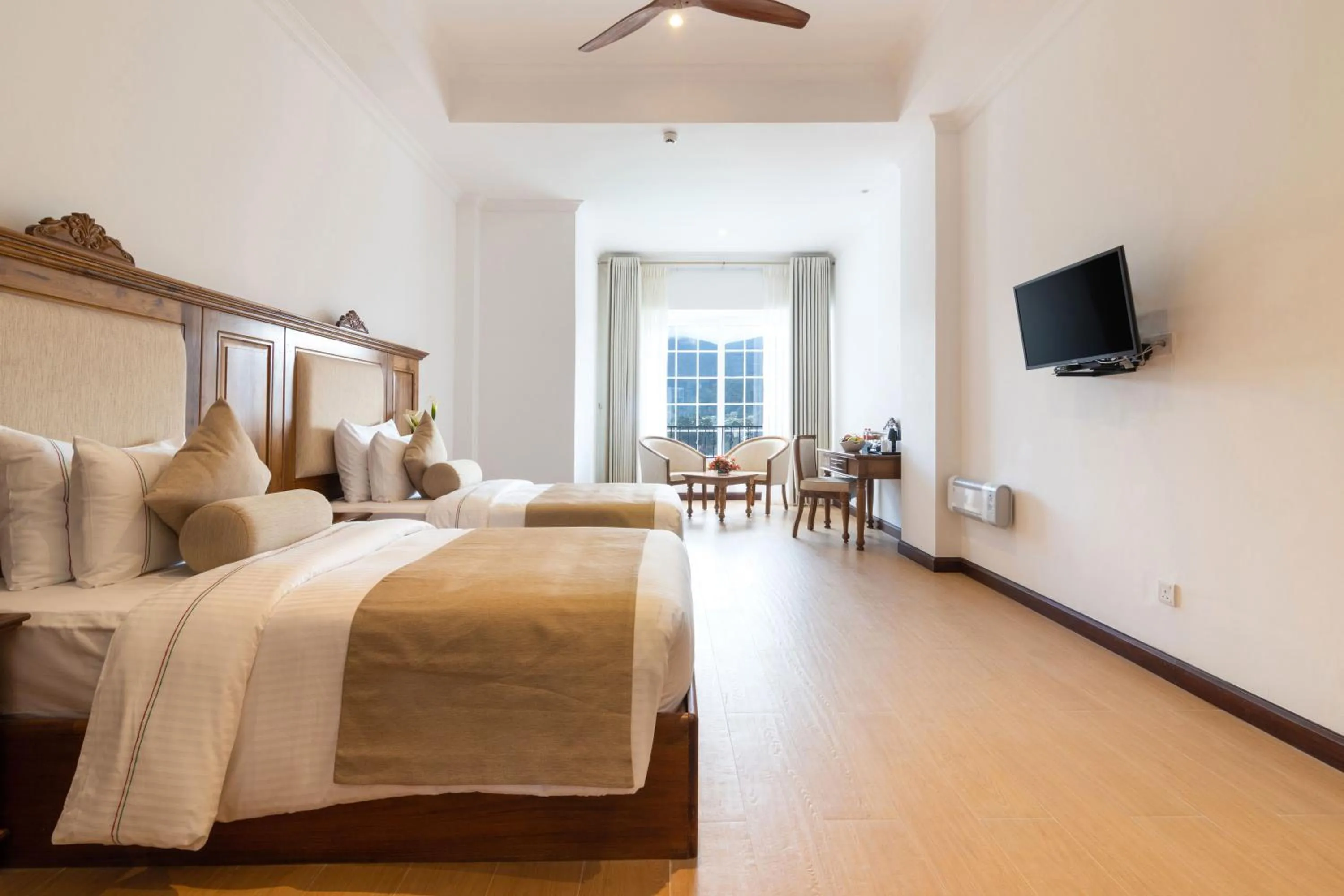 Bedroom, Bed in Araliya Red - Budget friendly Hotel- Where you find stunning 360 panoramic view of Nuwara Eliya