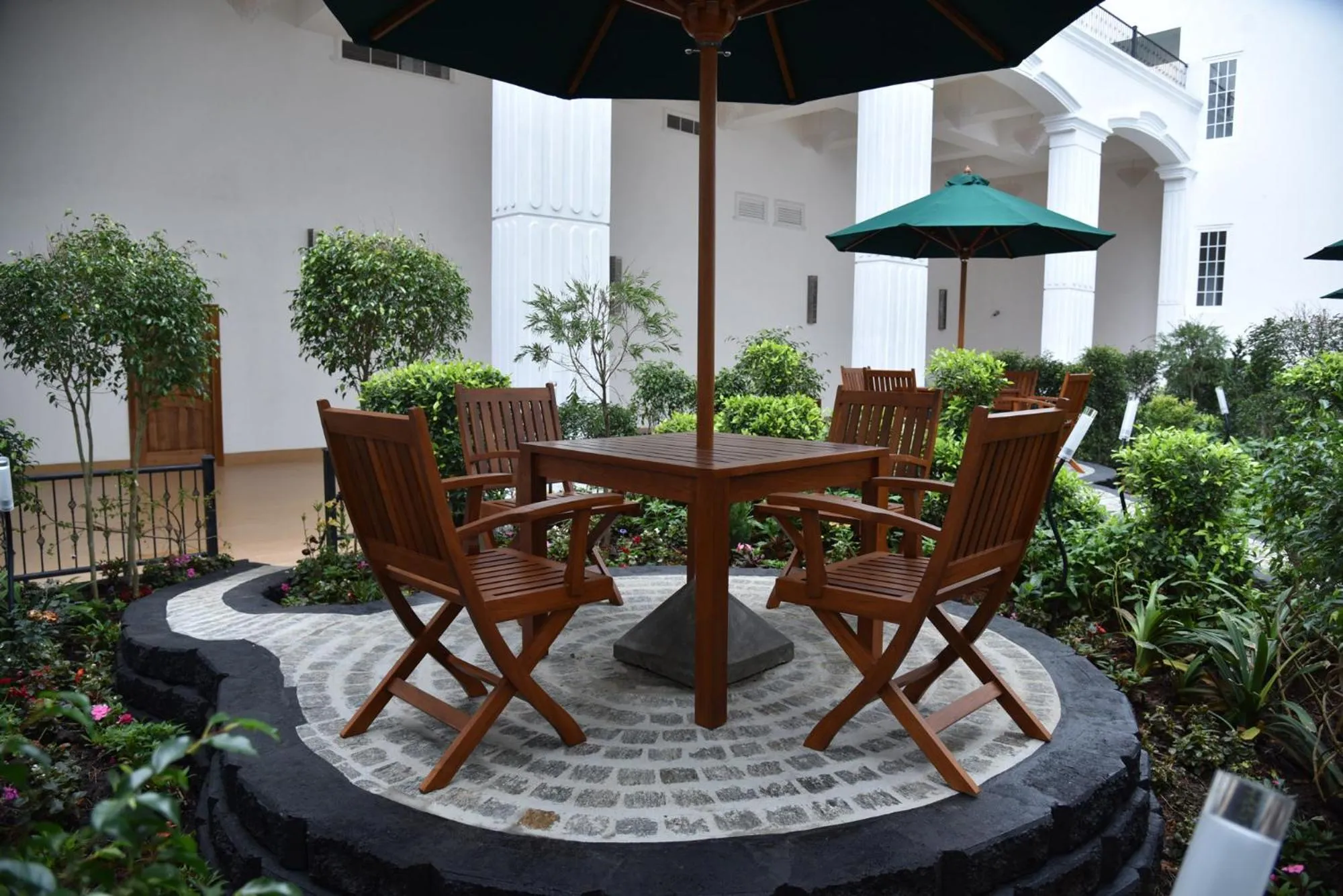 Coffee/tea facilities in Araliya Red - Budget friendly Hotel- Where you find stunning 360 panoramic view of Nuwara Eliya