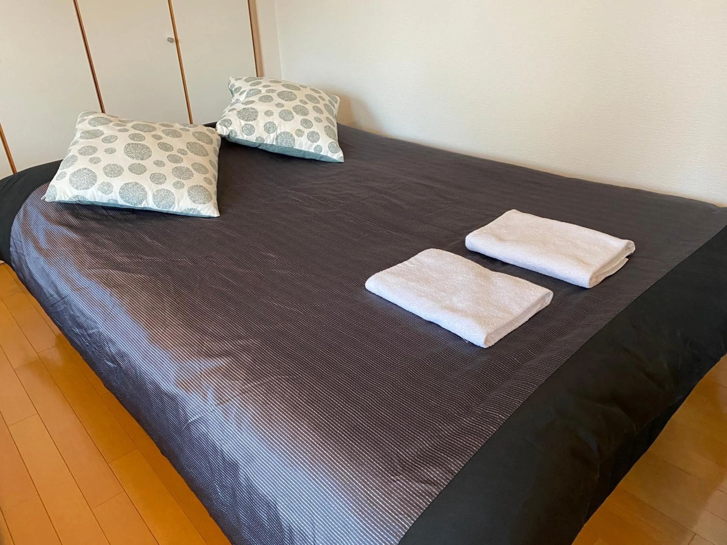 Bed in ETERNITY Tamatsukuri 301