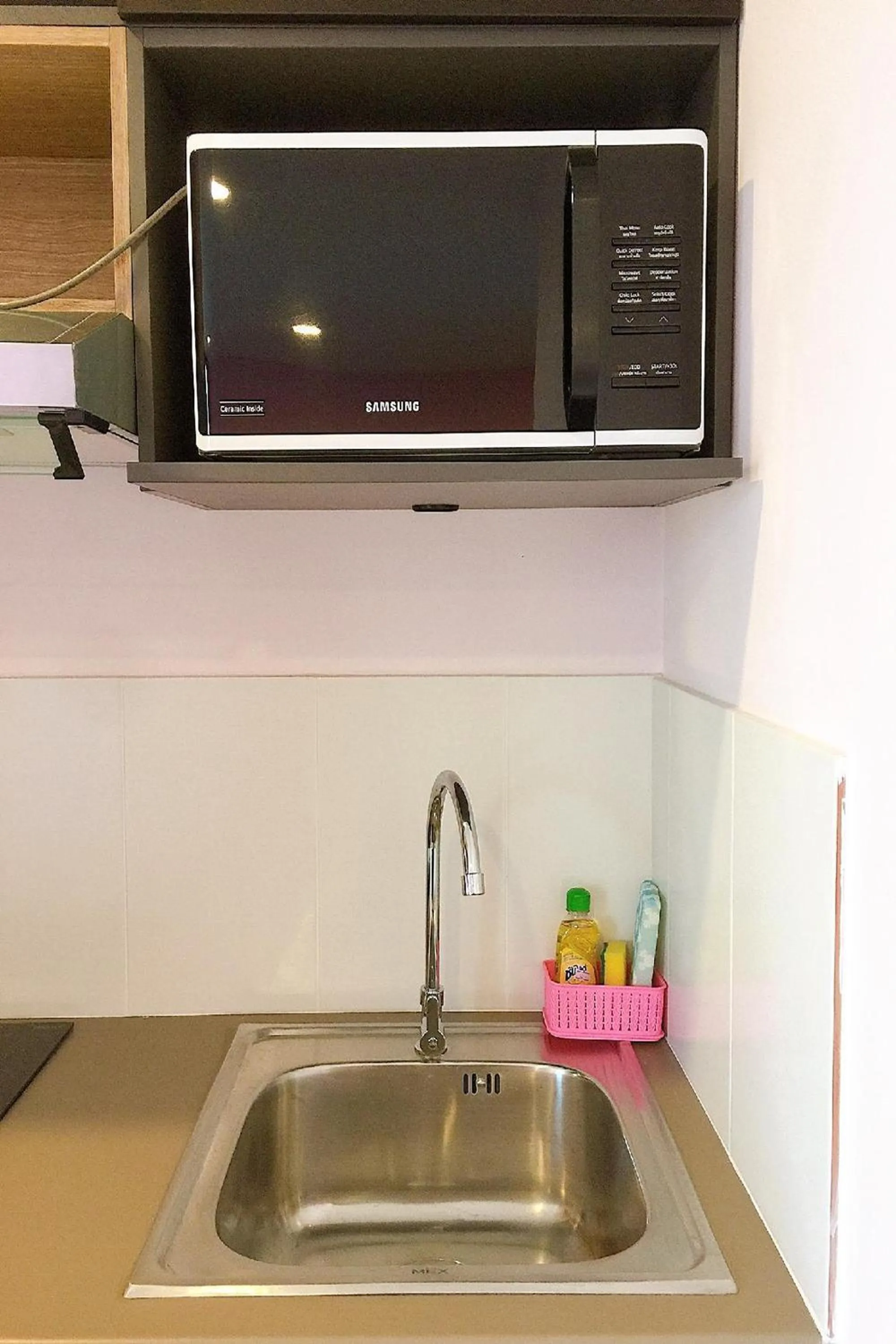 Kitchen or kitchenette in Chor Chang House