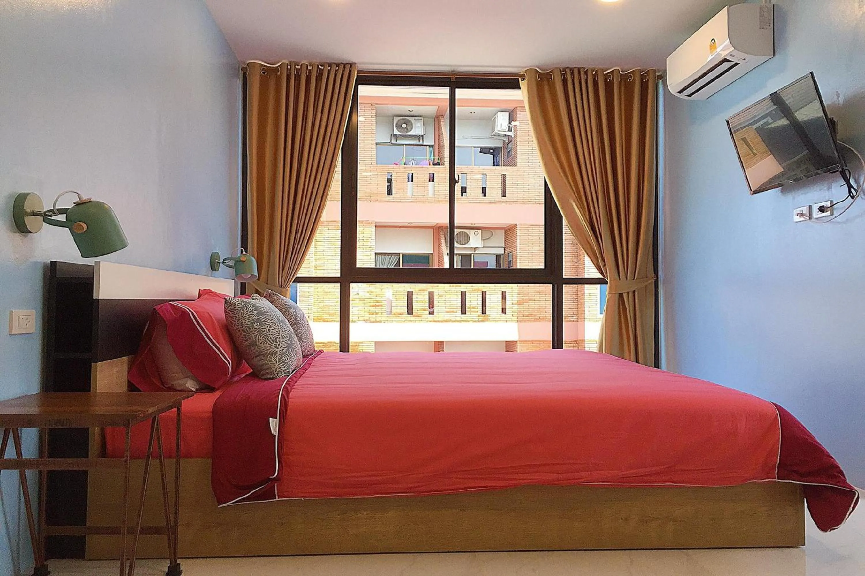 Bedroom, Bed in Chor Chang House