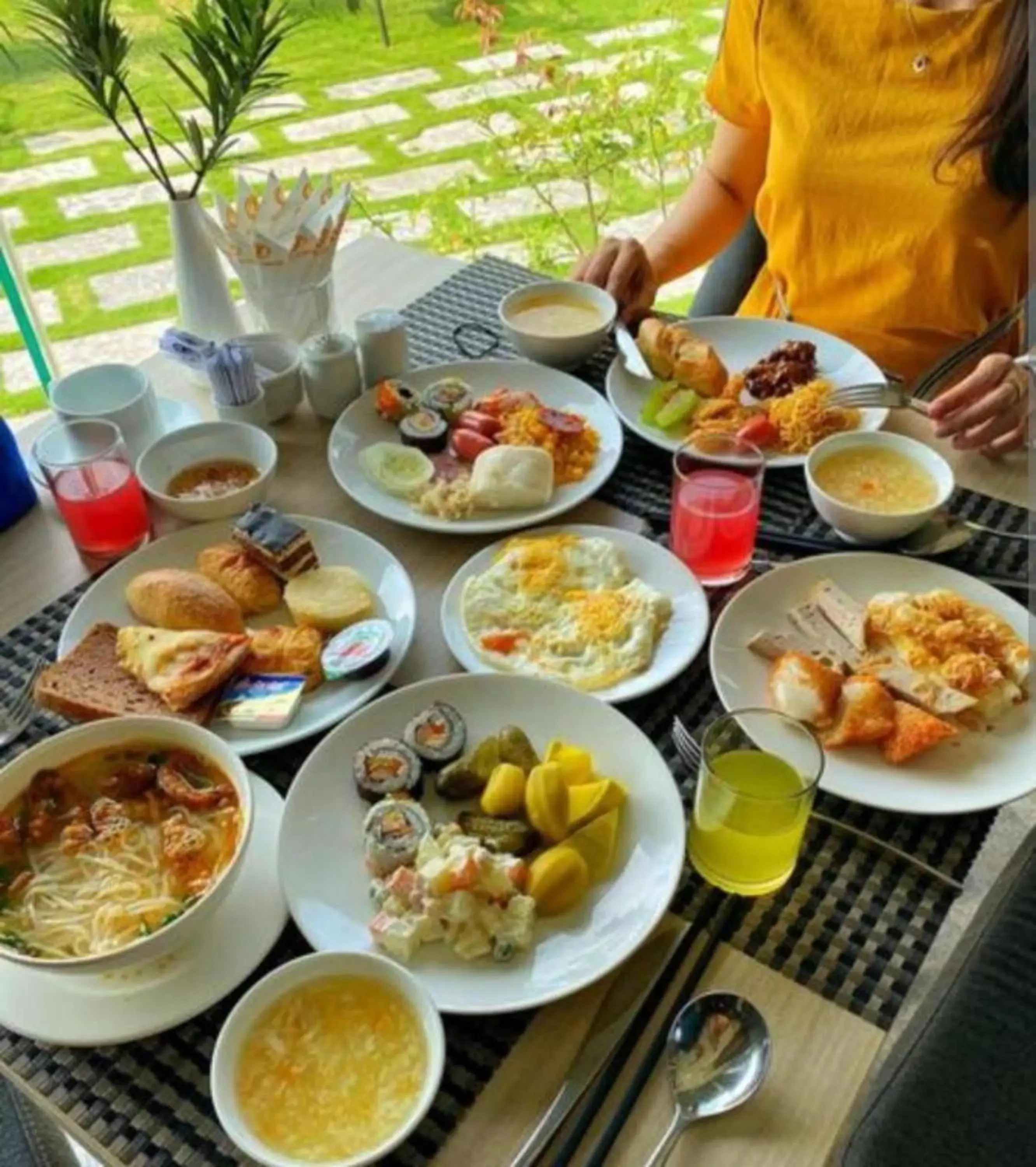 Food and drinks in Aloha Hotel Quy Nhơn Food and drinks in Aloha Hotel Quy Nhơn