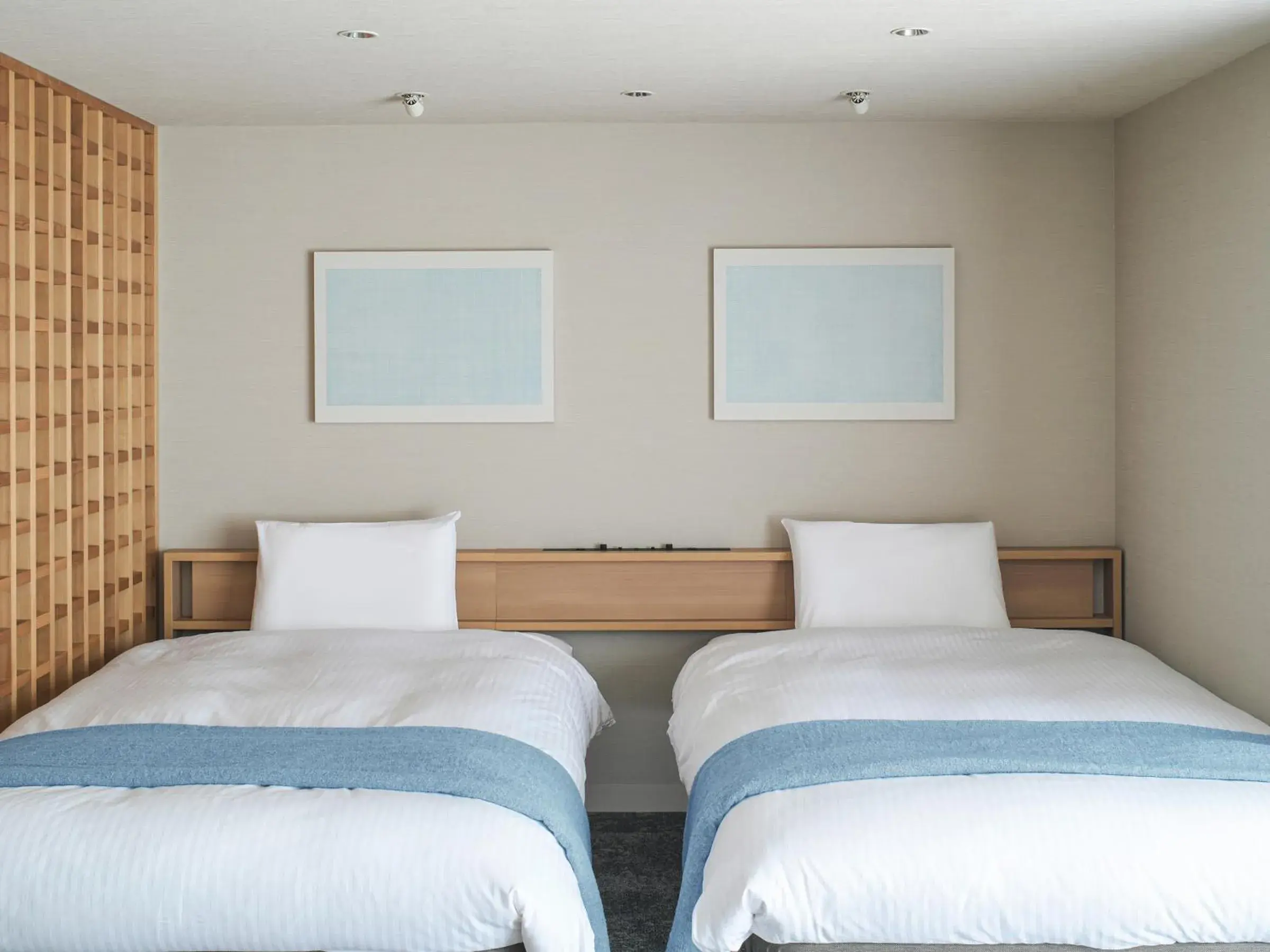 Photo of the whole room, Bed in REF Kyoto Hachijoguchi by VESSEL HOTELS Photo of the whole room, Bed in REF Kyoto Hachijoguchi by VESSEL HOTELS