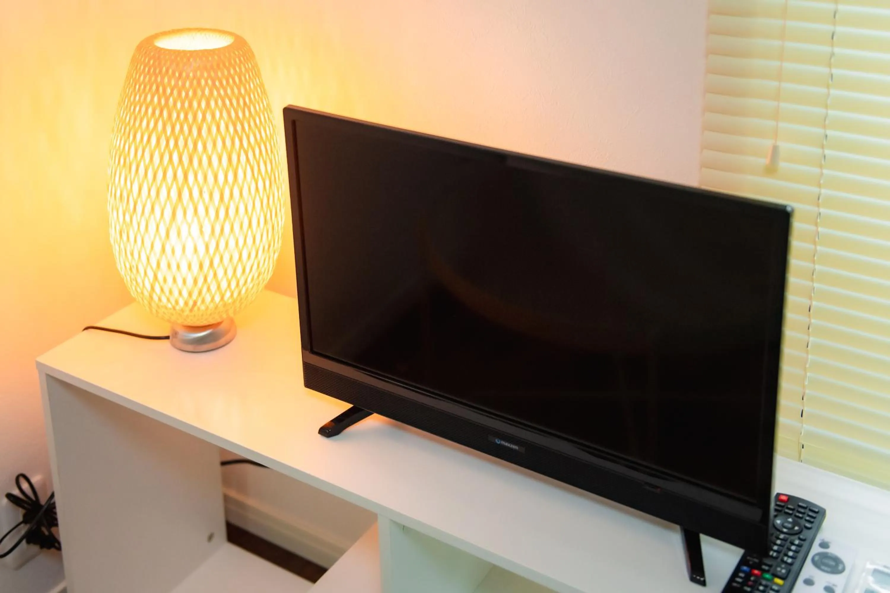 Base Hanegi Apartment by Tranova