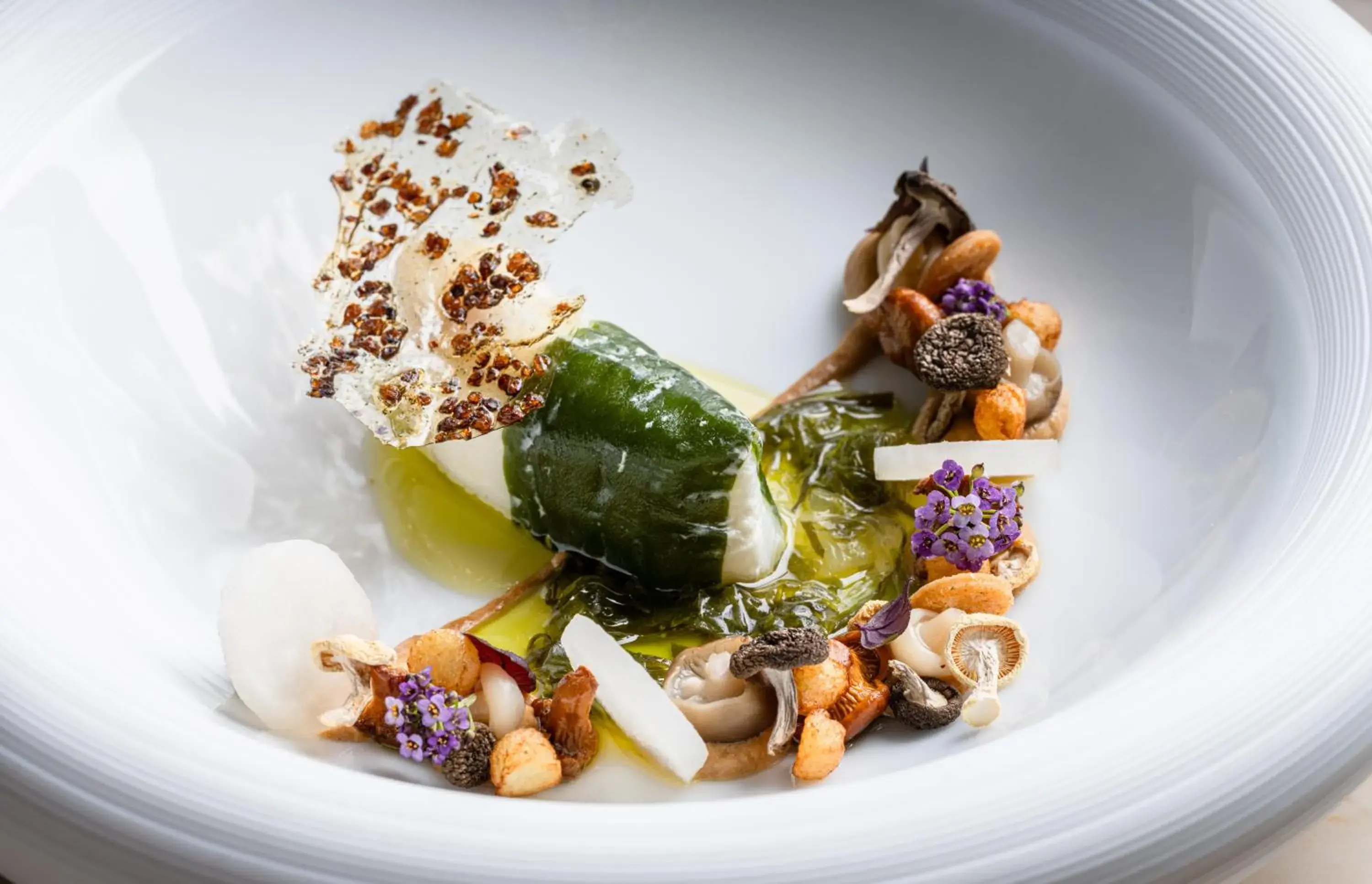 Restaurant/places to eat in Royal Manotel Restaurant/places to eat in Royal Manotel