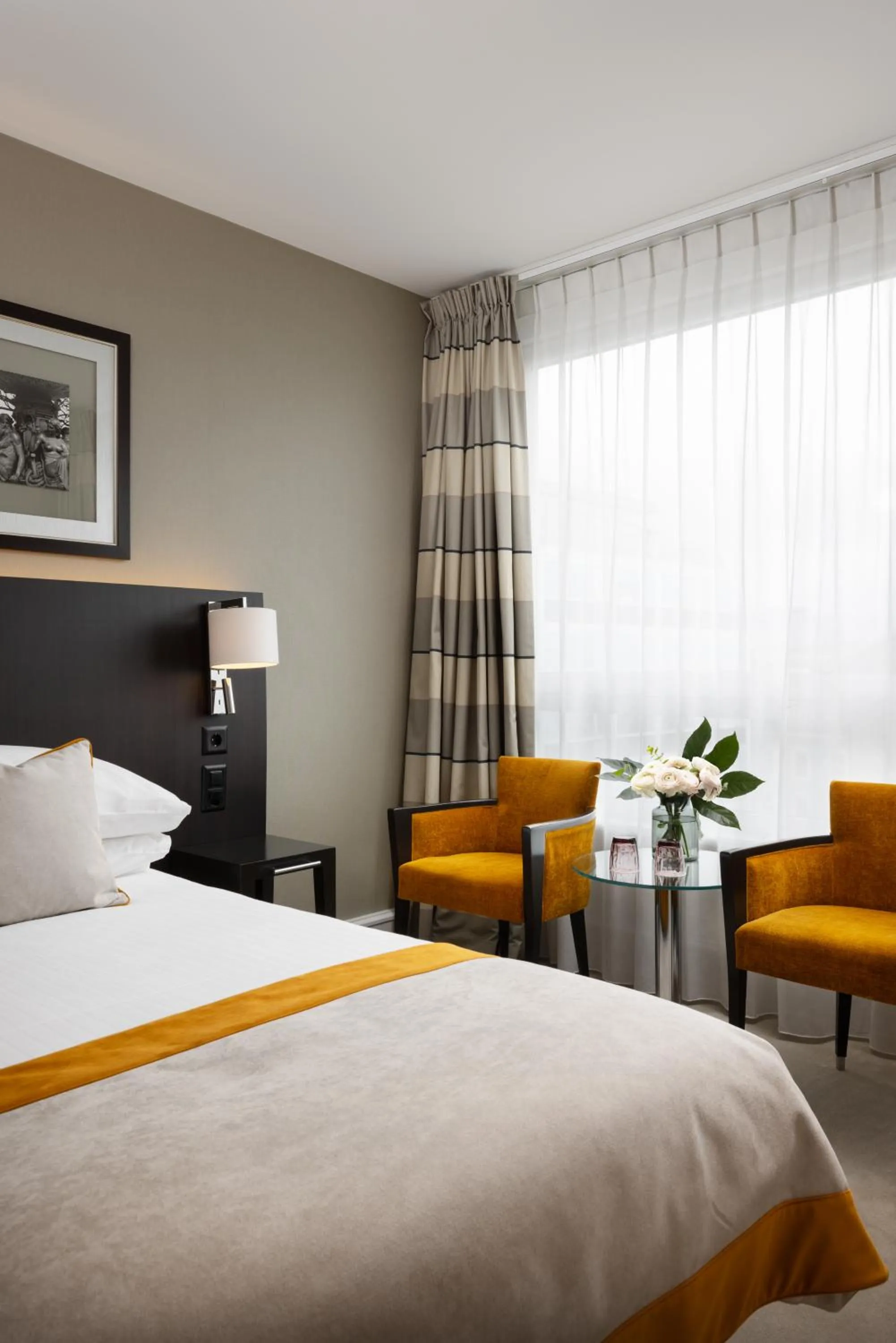 Bed in Auteuil Manotel