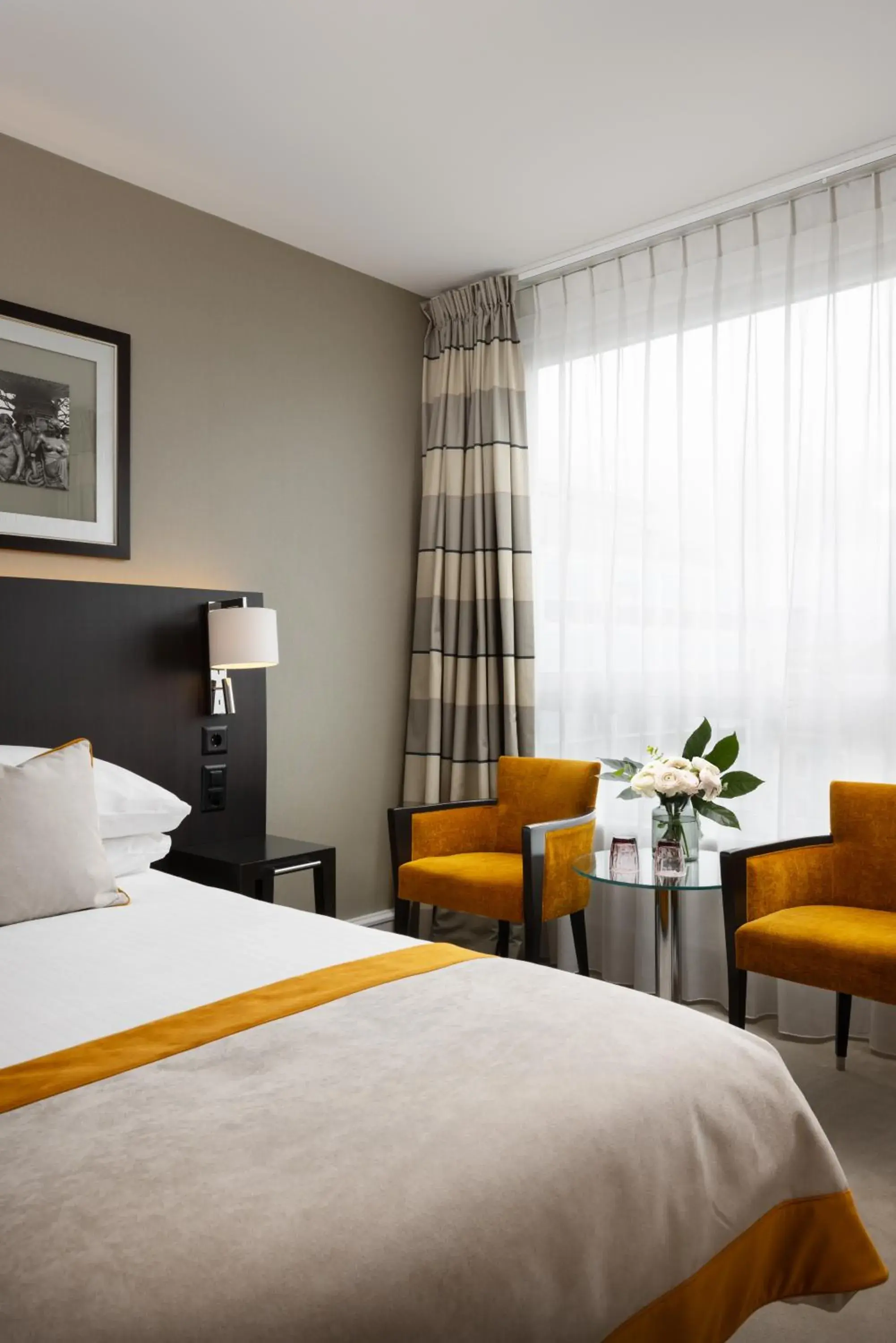 Bed in Auteuil Manotel Bed in Auteuil Manotel