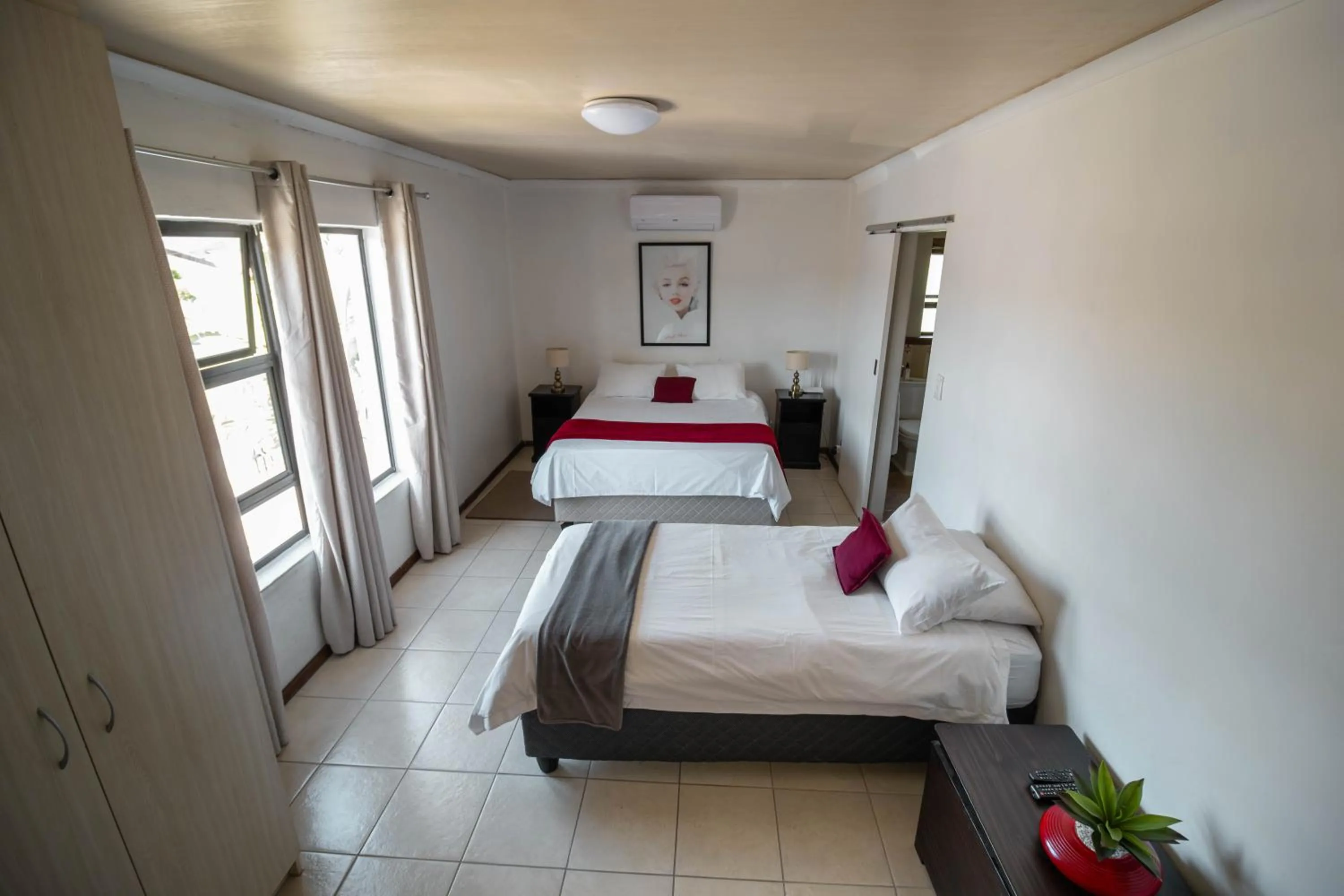 Bed in Broadway Tygervalley House