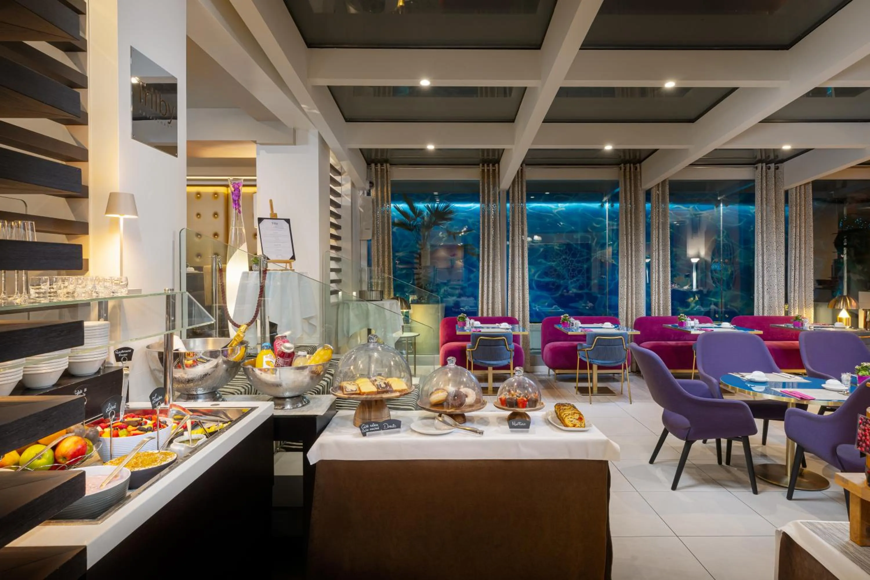 Breakfast in N’vY Manotel