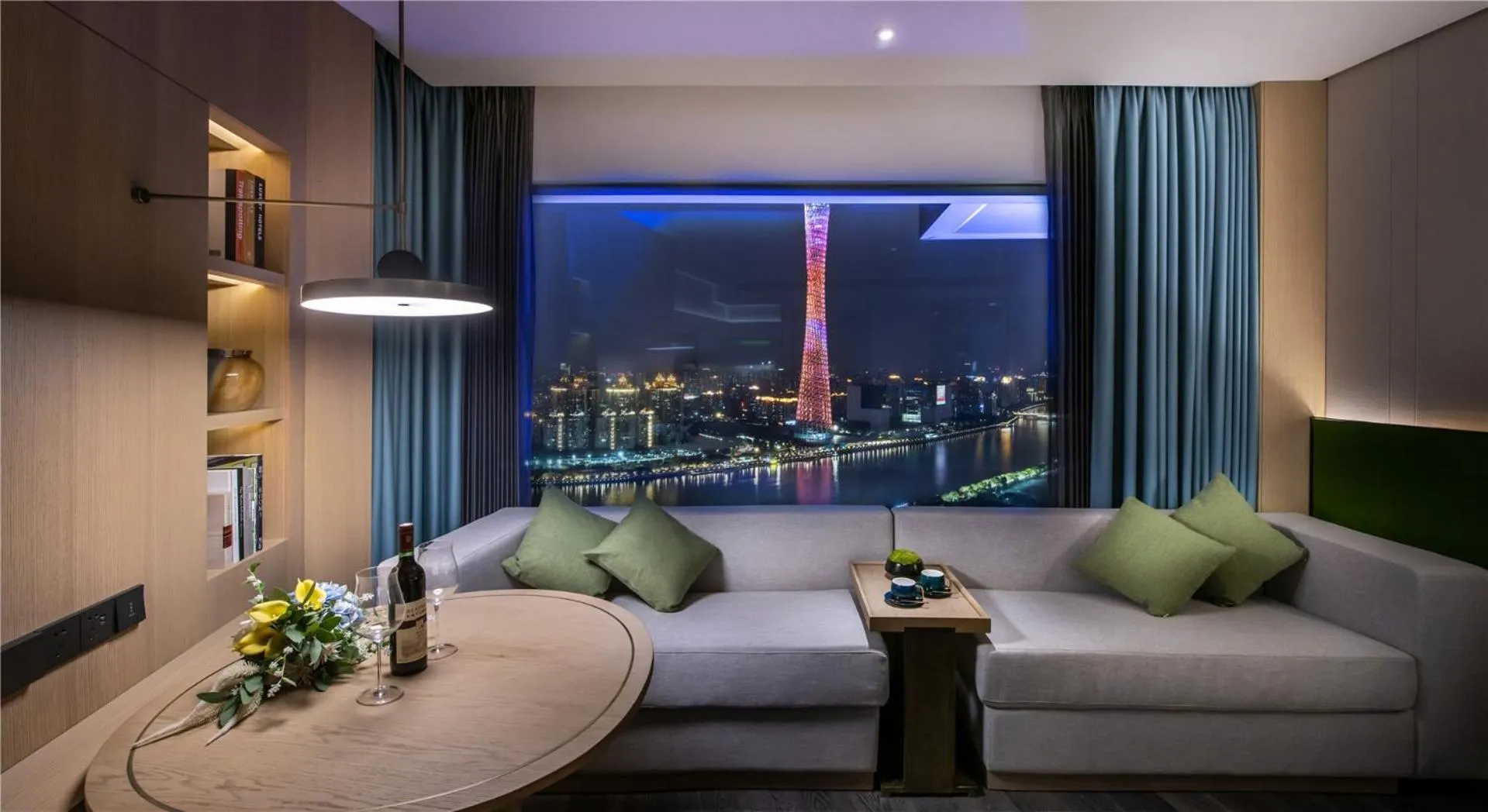 Night in Elegant Hotel Guangzhou Zhujiang New Town Canton Tower- Free Shuttle Bus to Canton Fair Complex during Canton Fair period