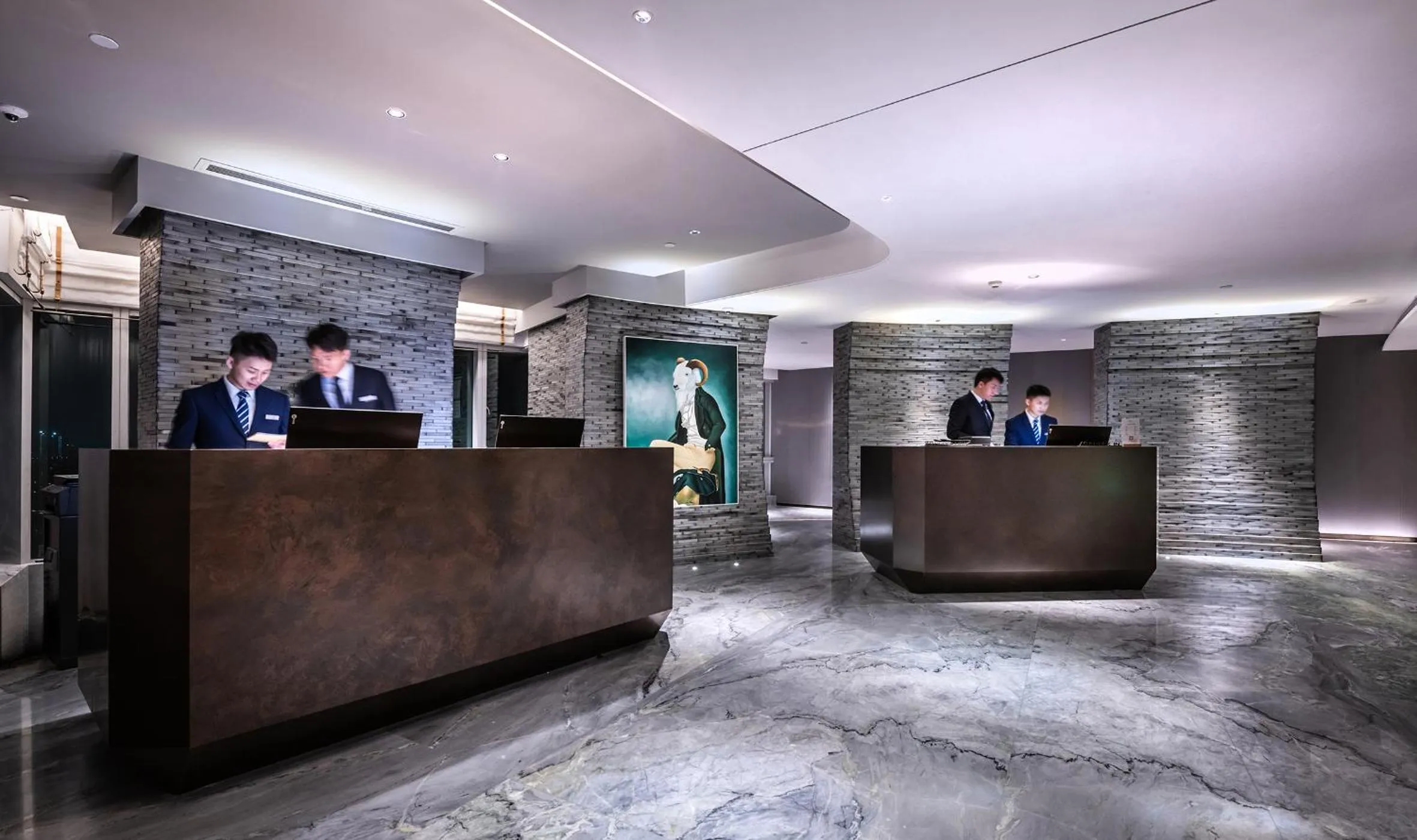 Lobby or reception in Elegant Hotel Guangzhou Zhujiang New Town Canton Tower- Free Shuttle Bus to Canton Fair Complex during Canton Fair period