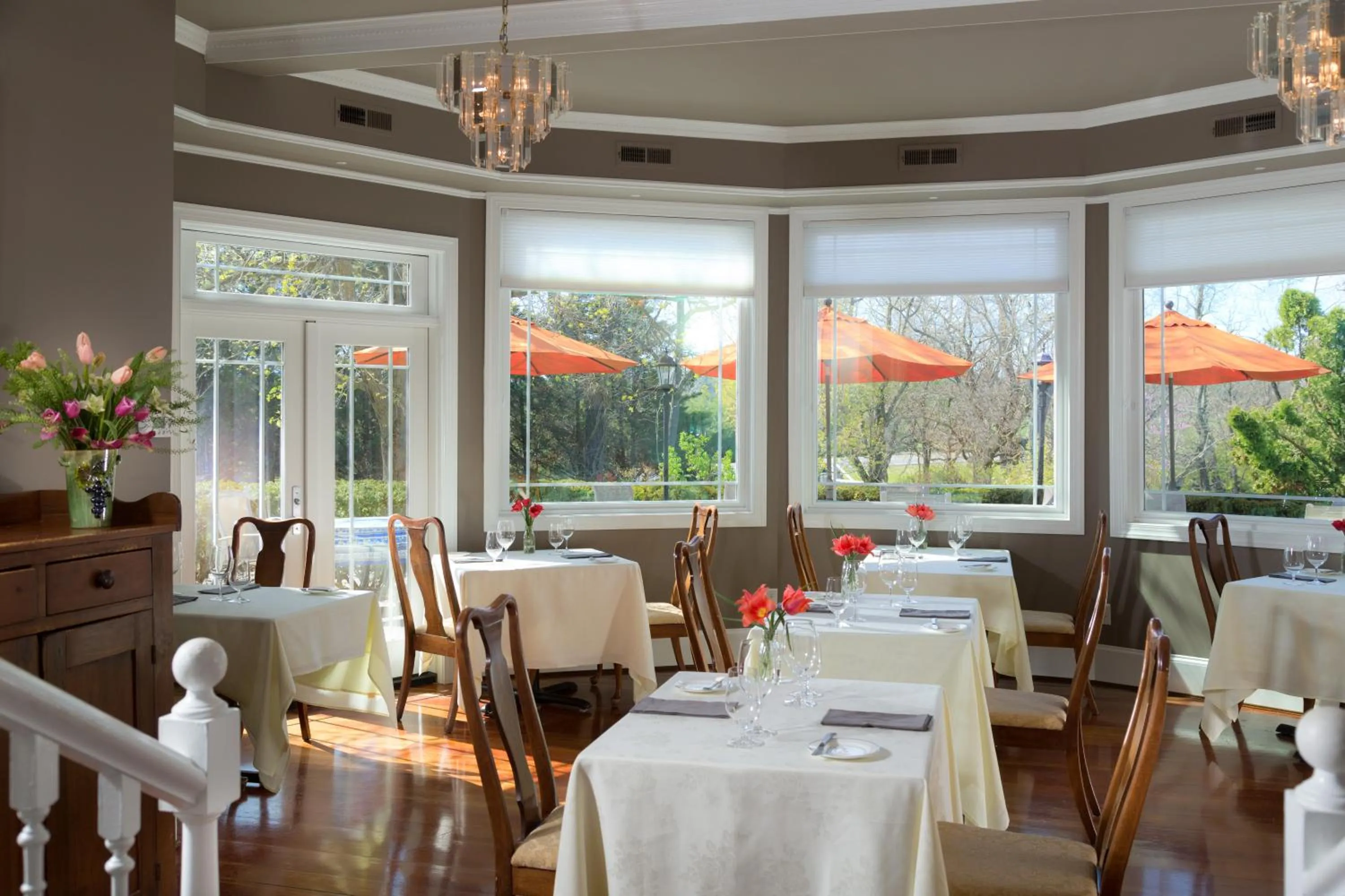 Patio in L'Auberge Provencale Inn & Restaurant