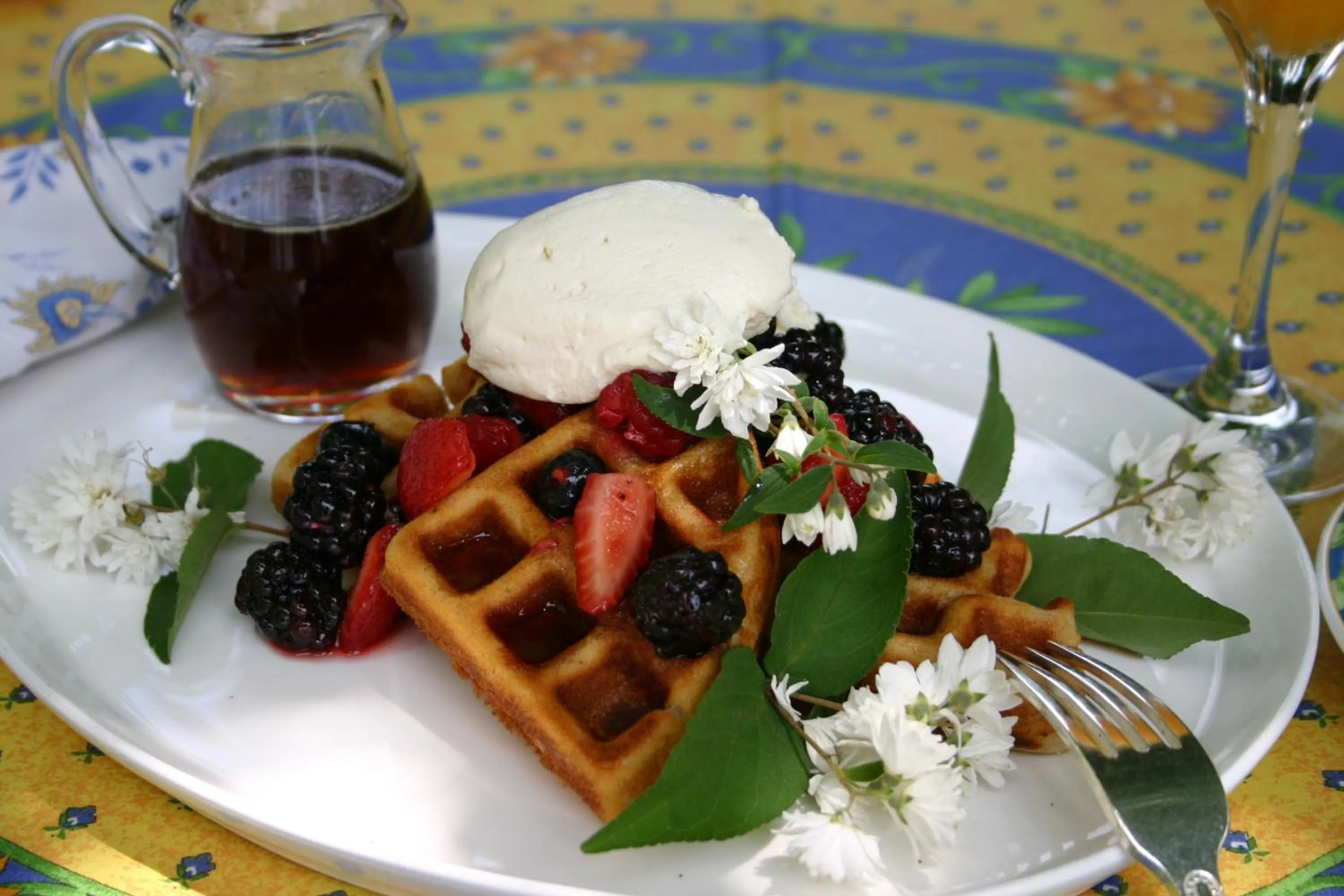 Breakfast in L'Auberge Provencale Inn & Restaurant