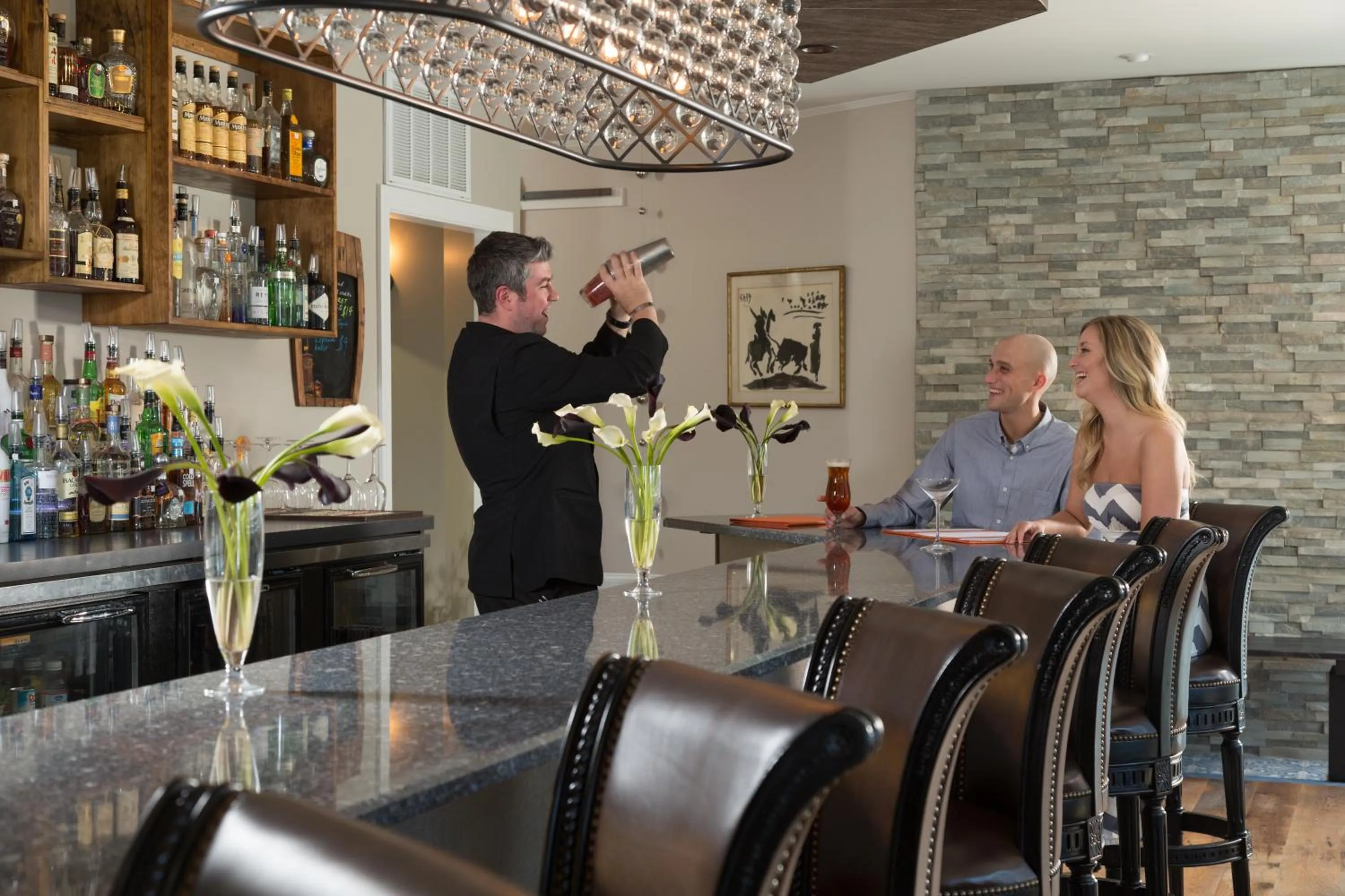 Restaurant/places to eat in L'Auberge Provencale Inn & Restaurant