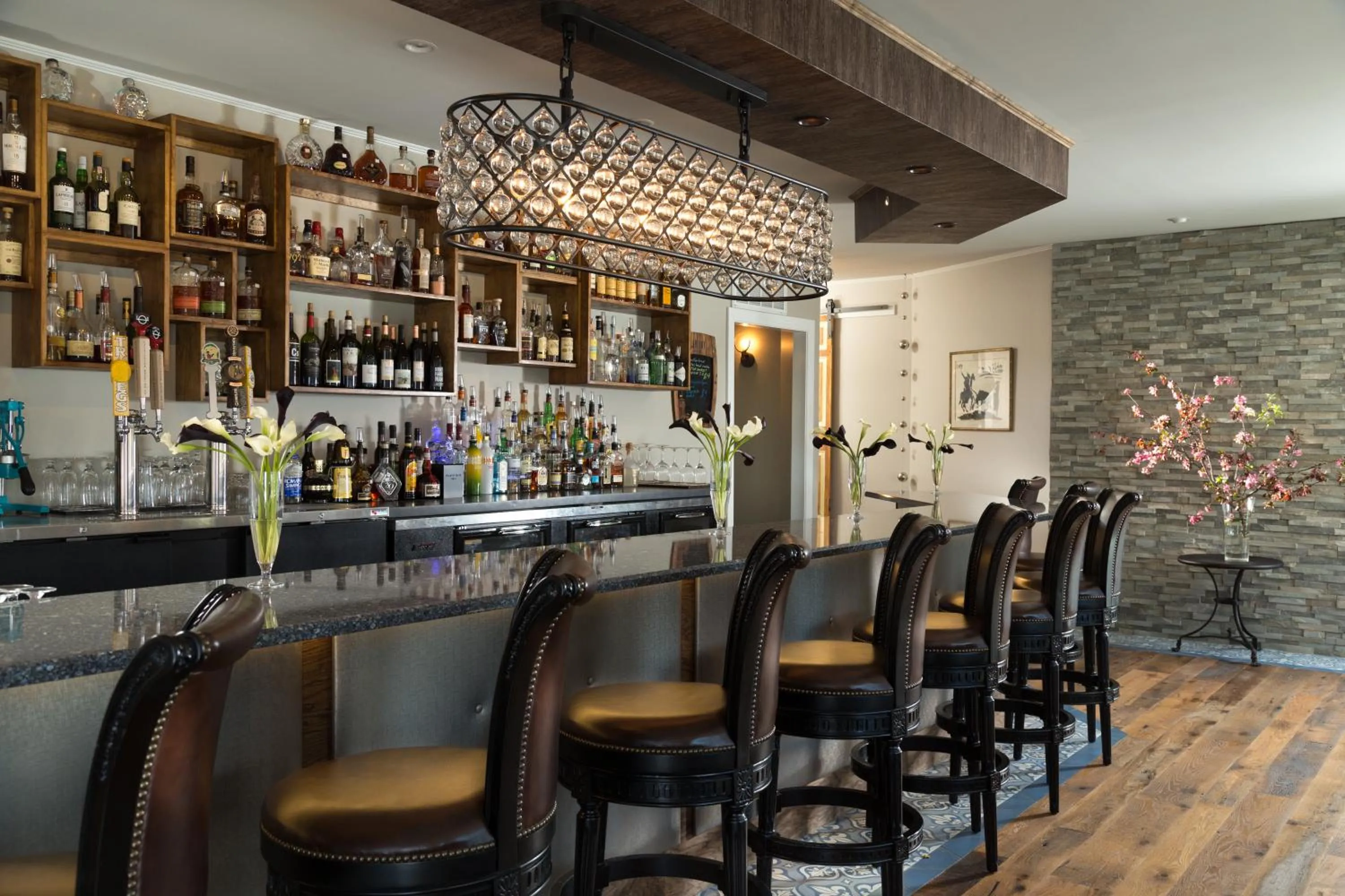 Restaurant/places to eat in L'Auberge Provencale Inn & Restaurant