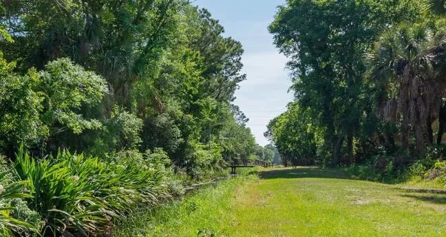 Folly Vacation Laid Back Casual Beach Bungalow 209-B