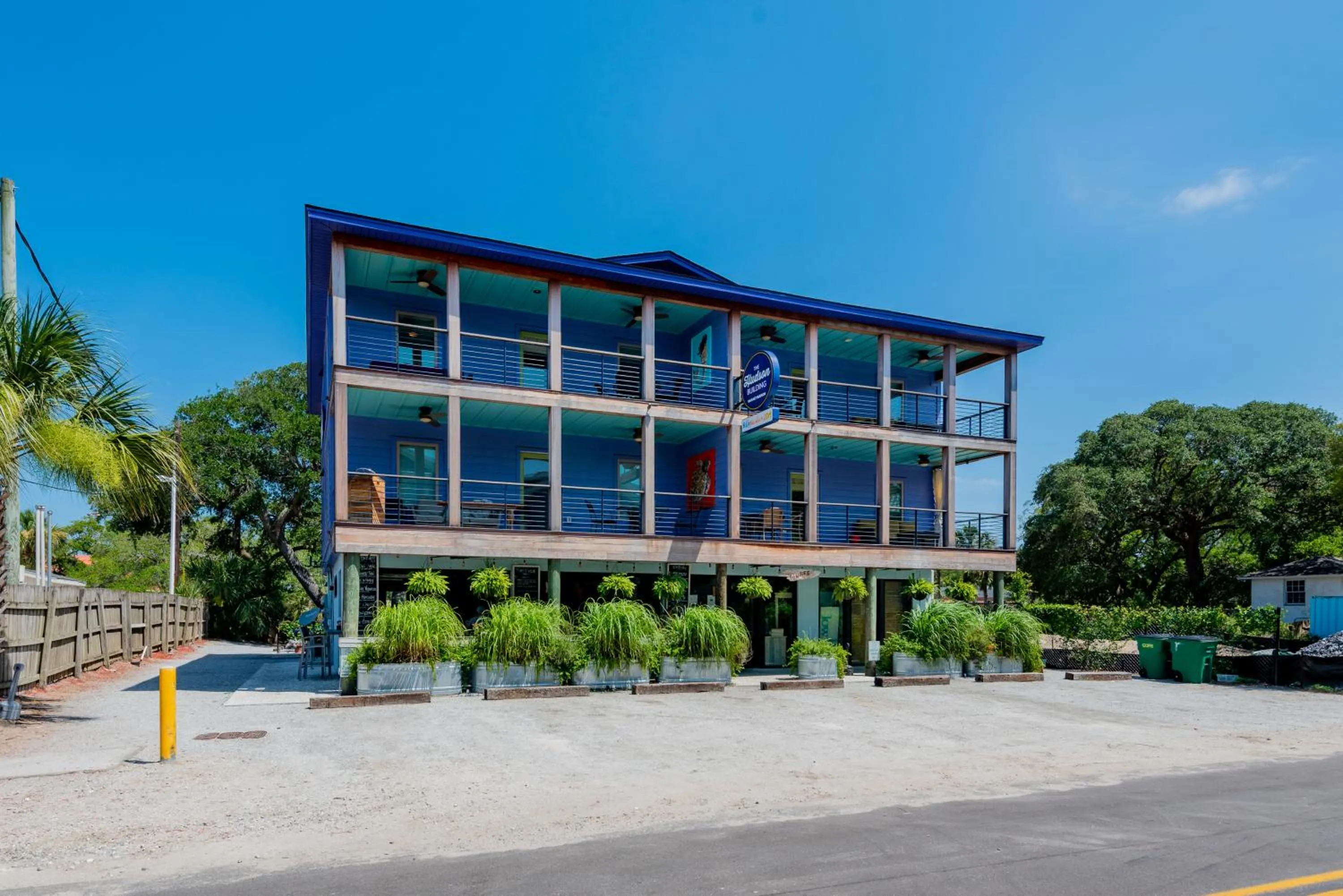 Folly Vacation Perfect Purple Palace Apt A