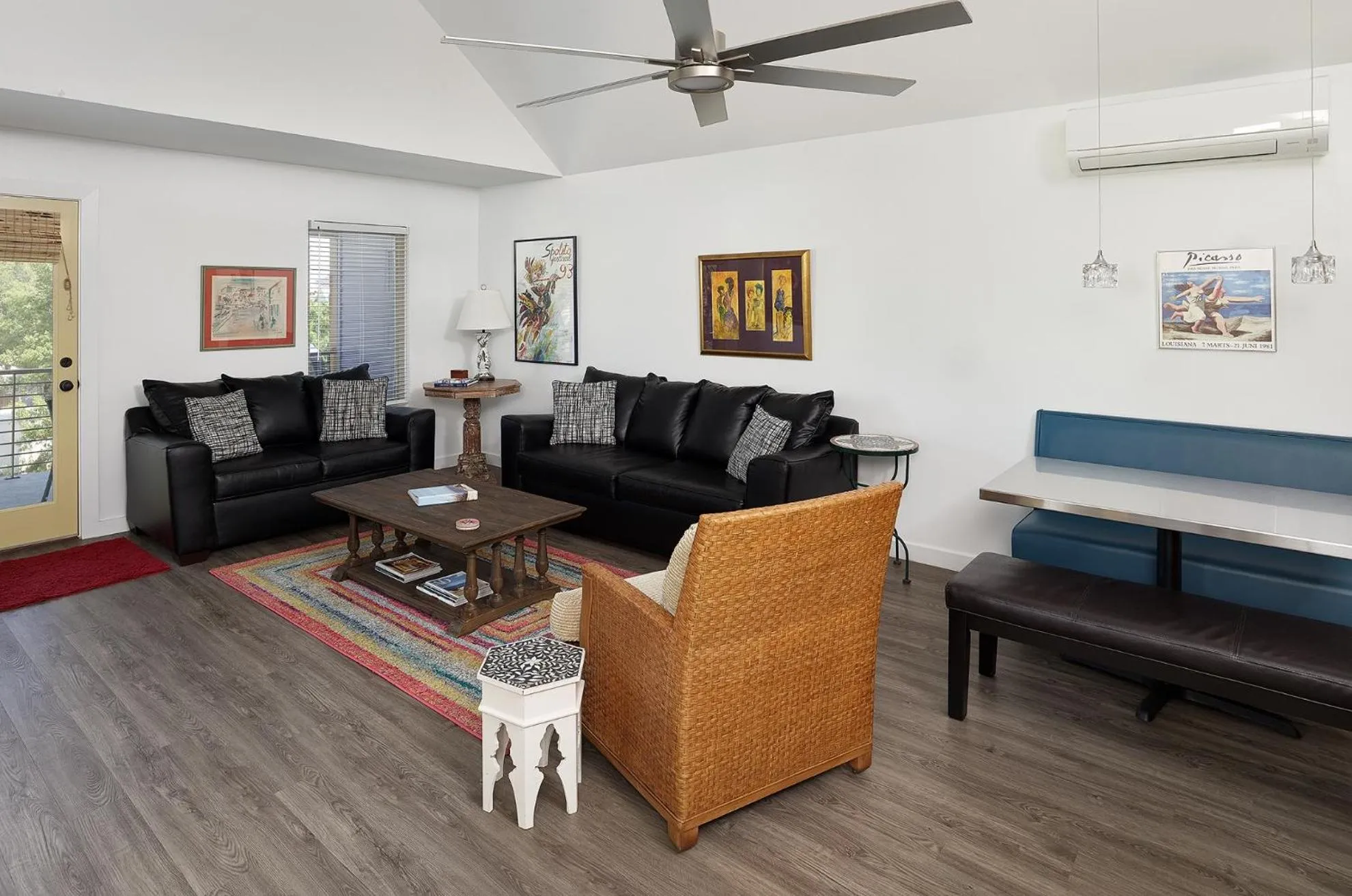 TV and multimedia in Folly Vacation Perfect Purple Palace Apt C