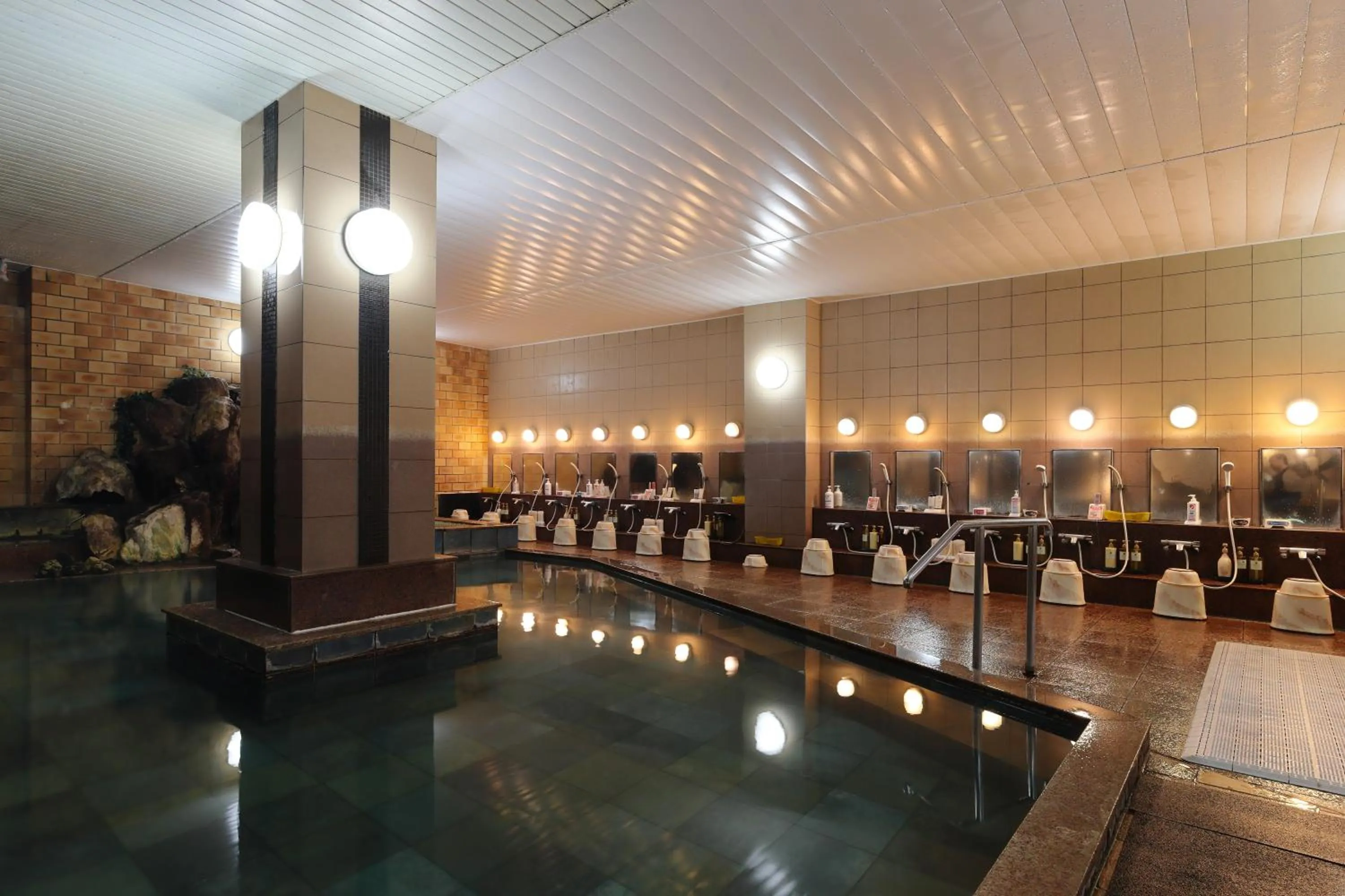 Bathroom in Yorokobinoyado Takamatsu