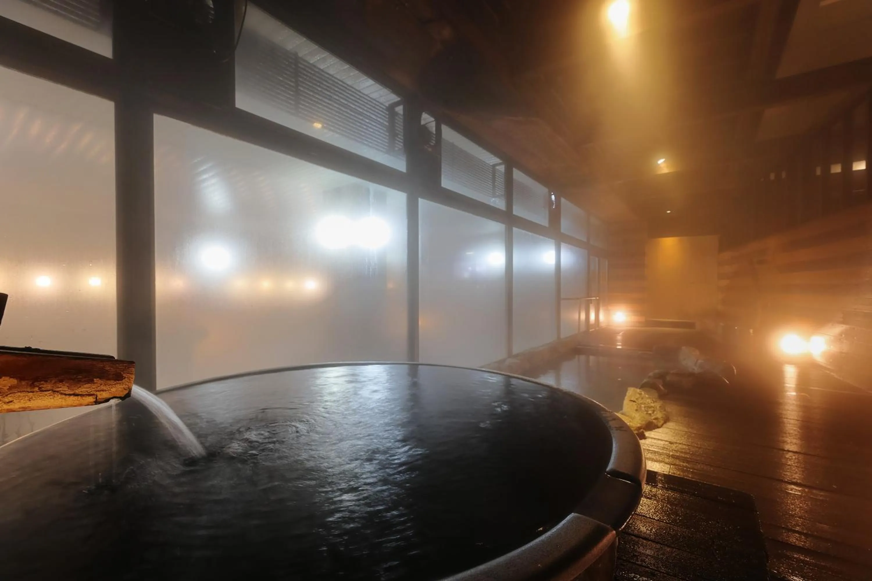 Hot Spring Bath in Yorokobinoyado Takamatsu