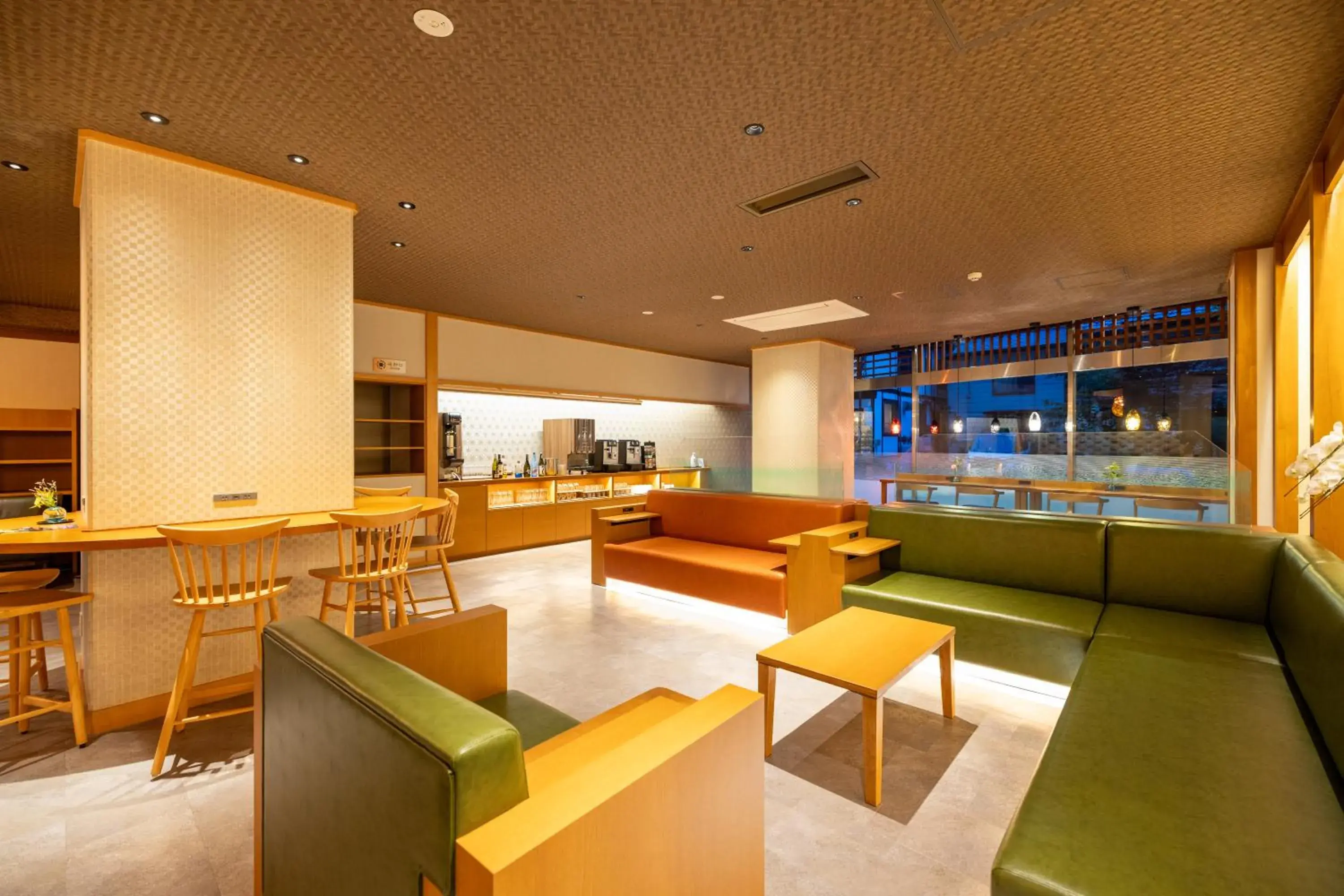 Lounge or bar in Yorokobinoyado Takamatsu Lounge or bar in Yorokobinoyado Takamatsu