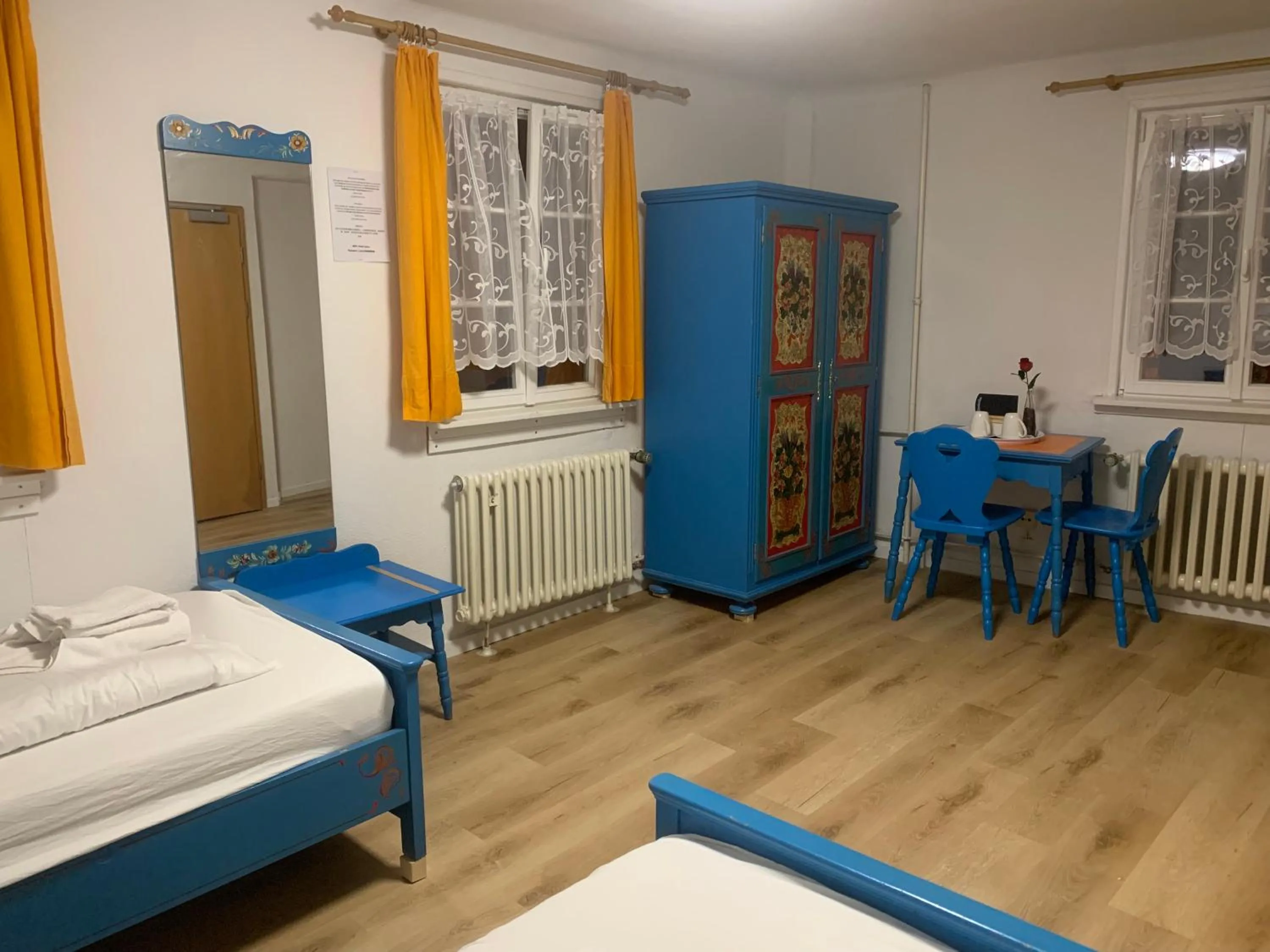 Bed in China Restaurant Hotel Lotus