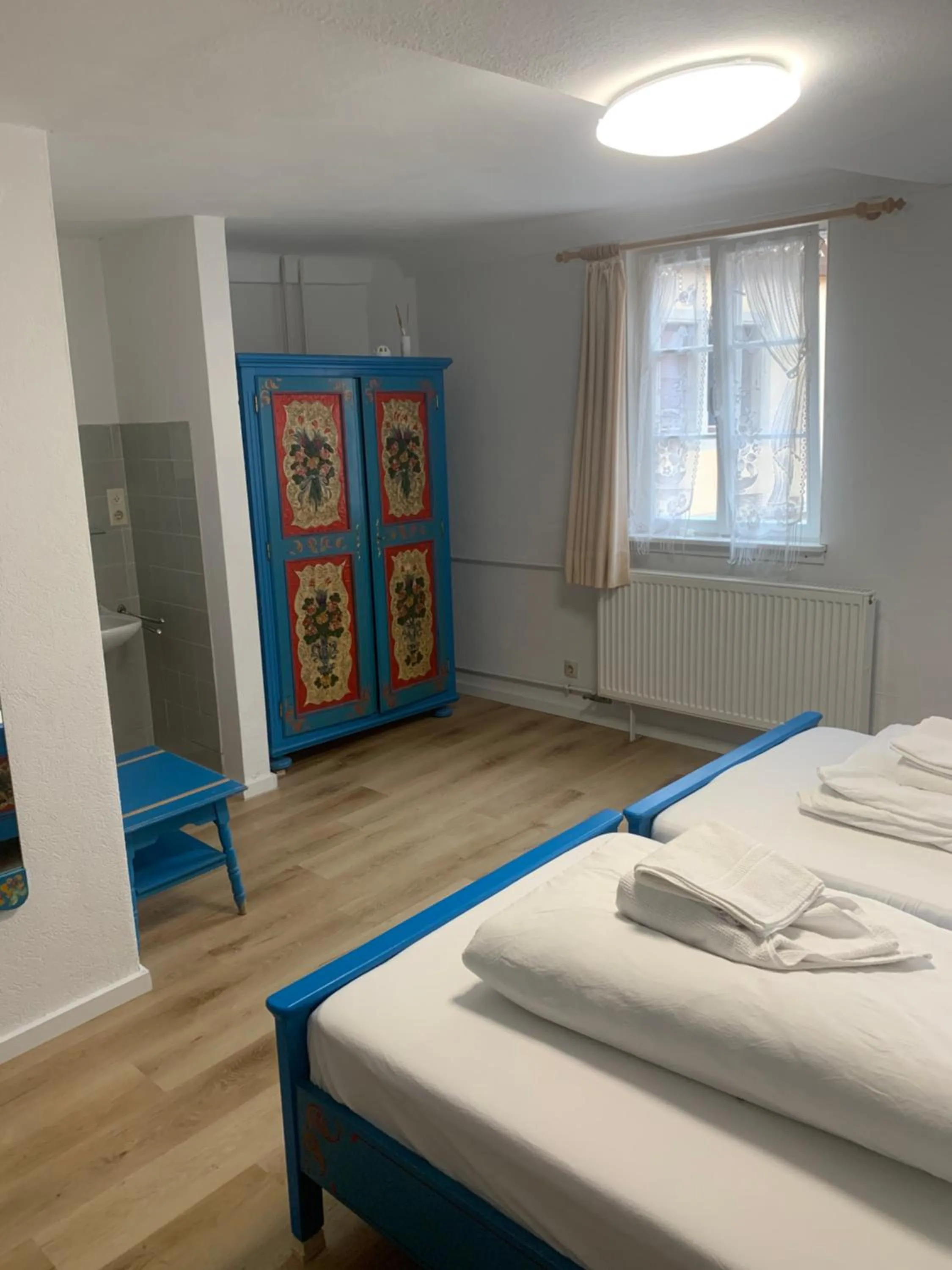 Bed in China Restaurant Hotel Lotus