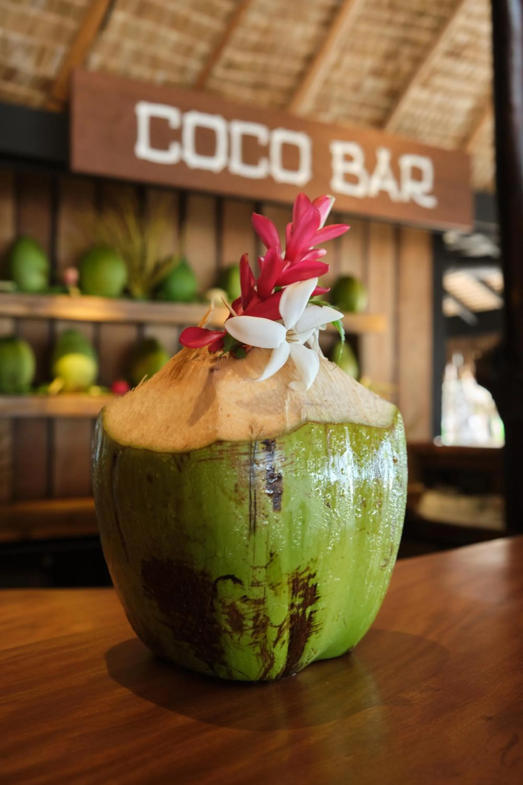 Lounge or bar in Le Taha'a by Pearl Resorts